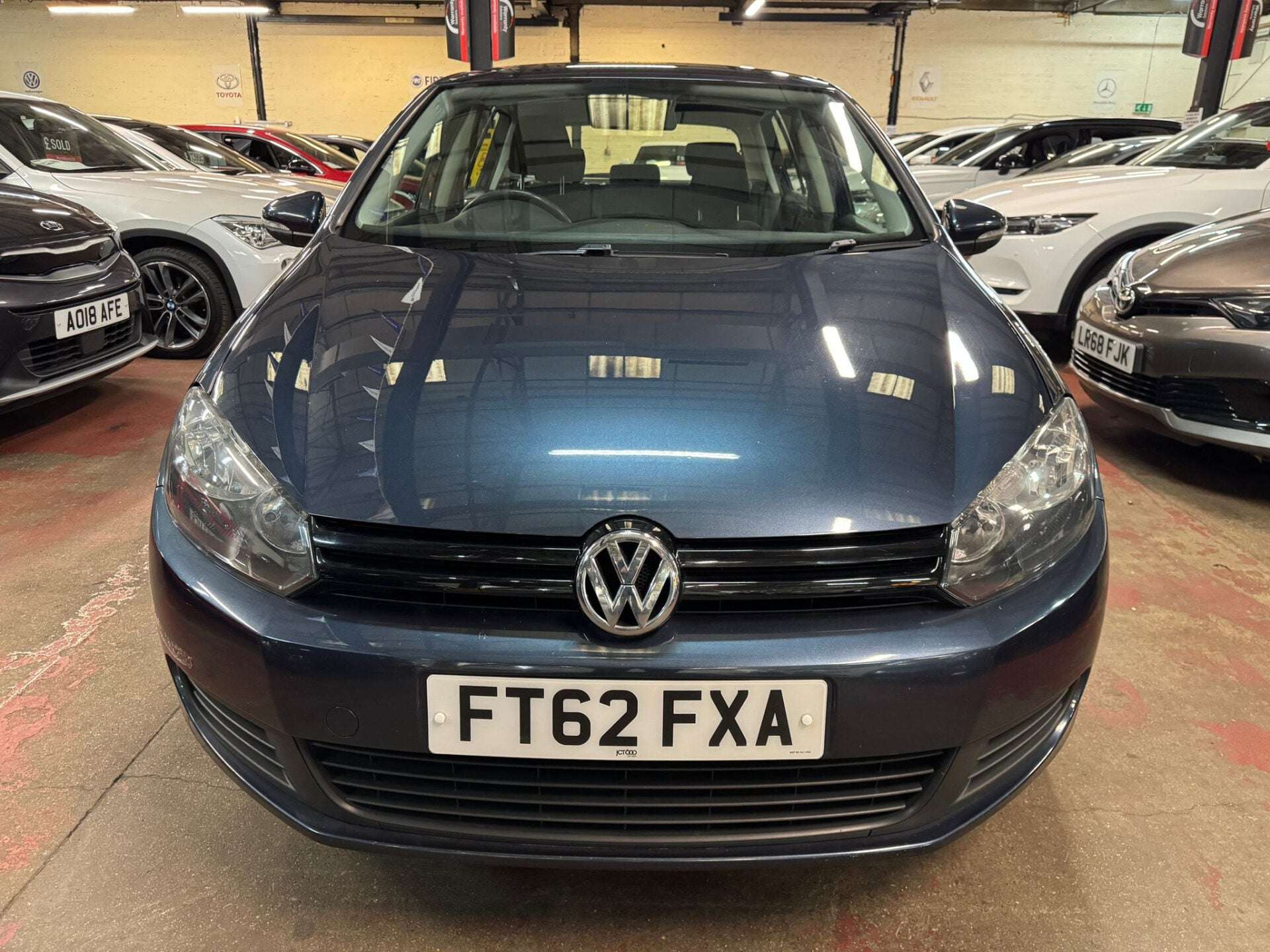 A 2012 VOLKSWAGEN GOLF S TSI A 2012 VOLKSWAGEN GOLF S TSI