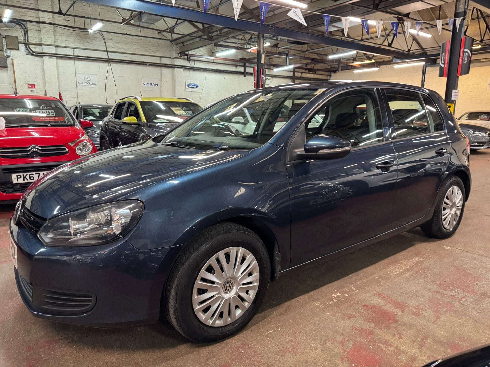 A 2012 VOLKSWAGEN GOLF S TSI A 2012 VOLKSWAGEN GOLF S TSI