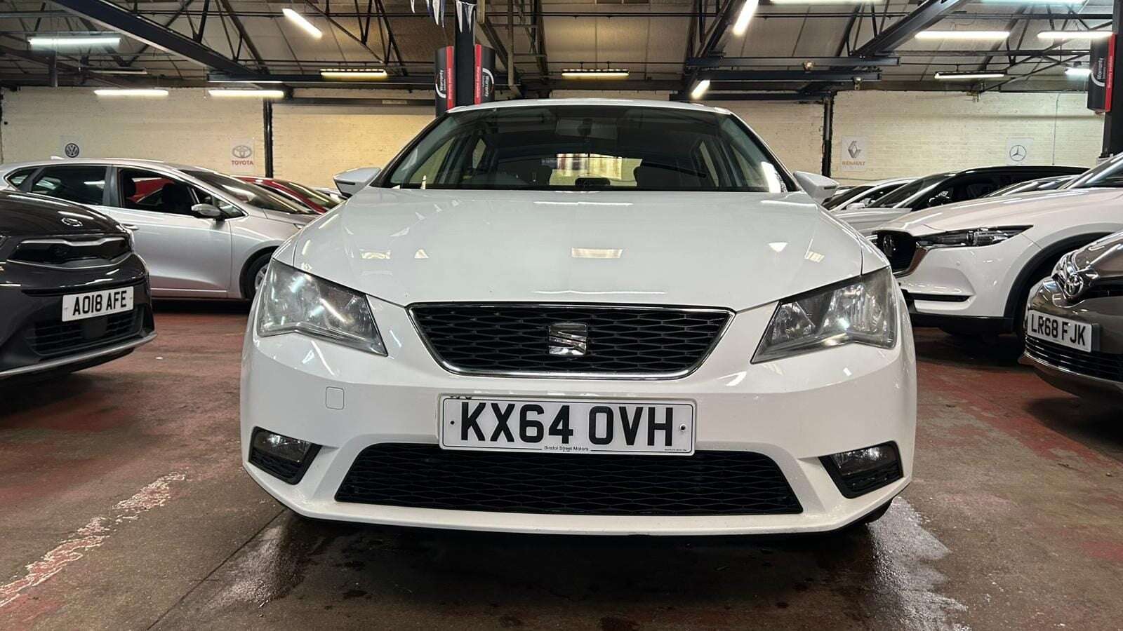 A 2014 SEAT LEON TSI SE A 2014 SEAT LEON TSI SE