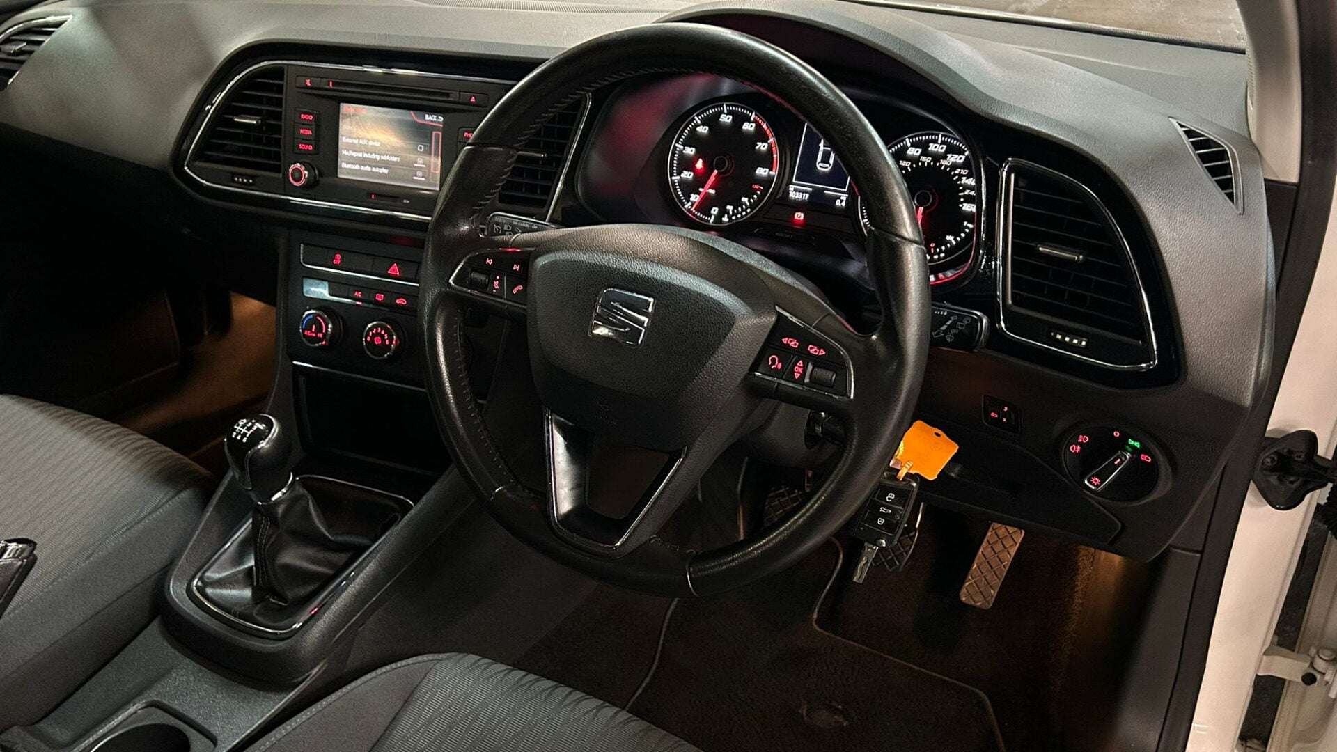 2014 SEAT LEON 2014 SEAT LEON