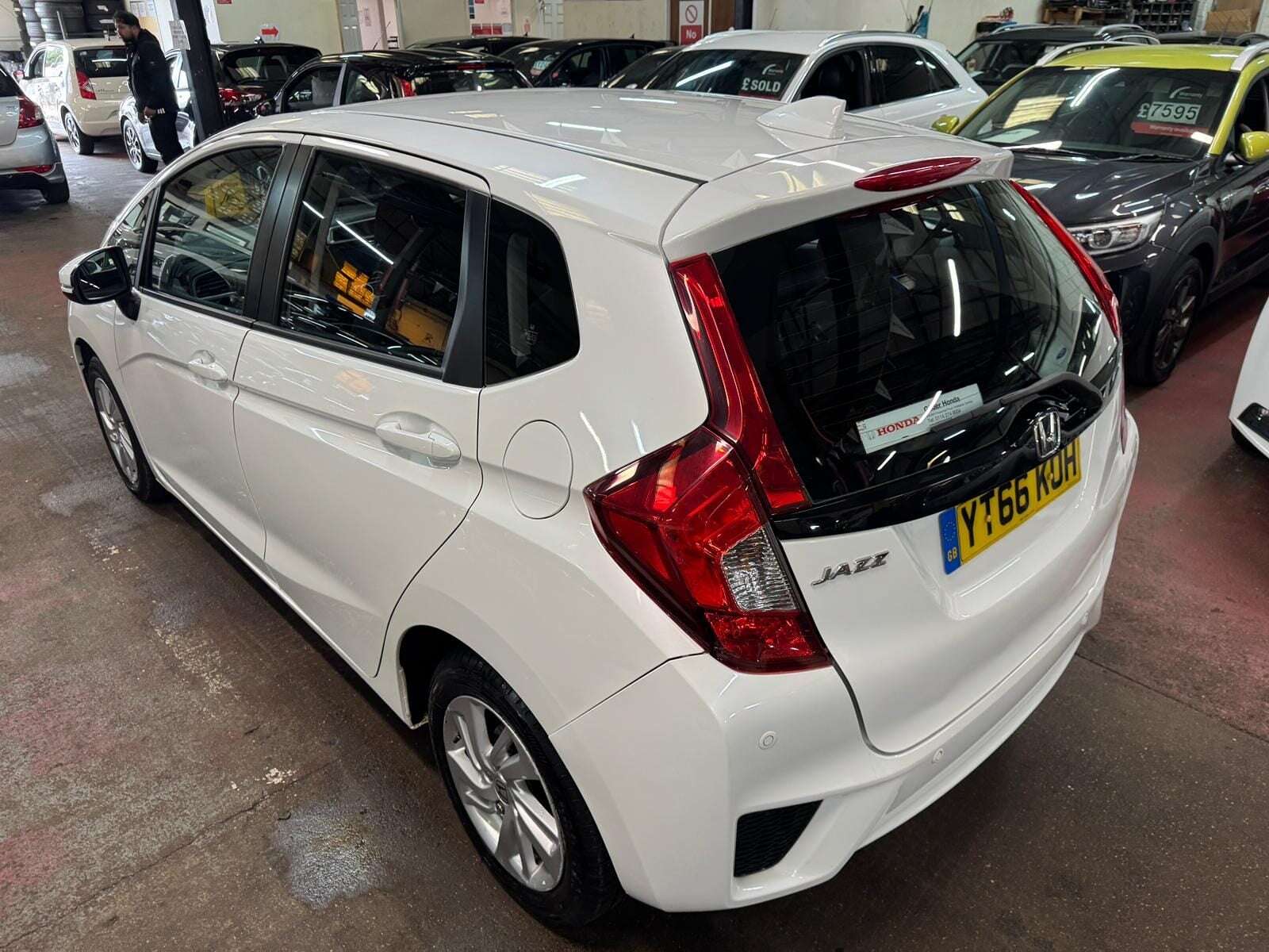 2016 HONDA JAZZ 2016 HONDA JAZZ