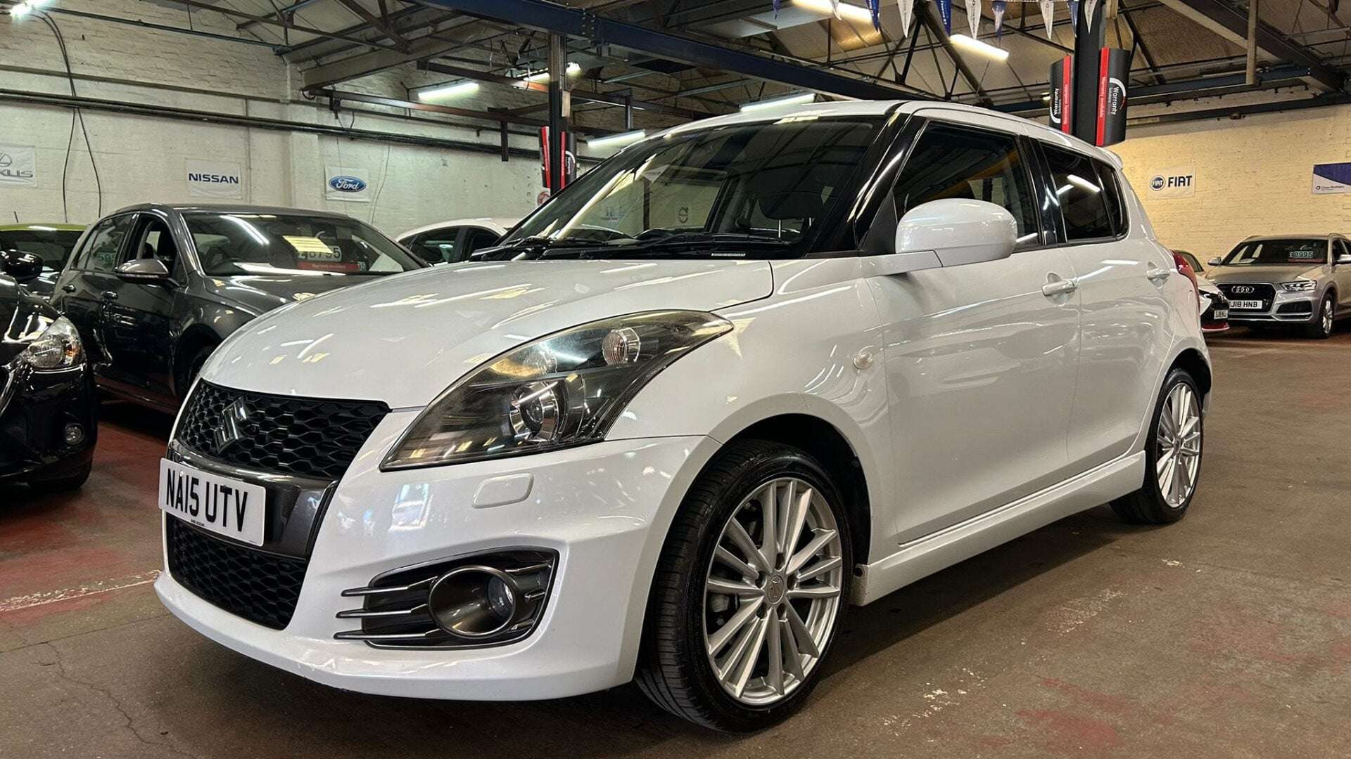 A 2015 SUZUKI SWIFT SPORT A 2015 SUZUKI SWIFT SPORT