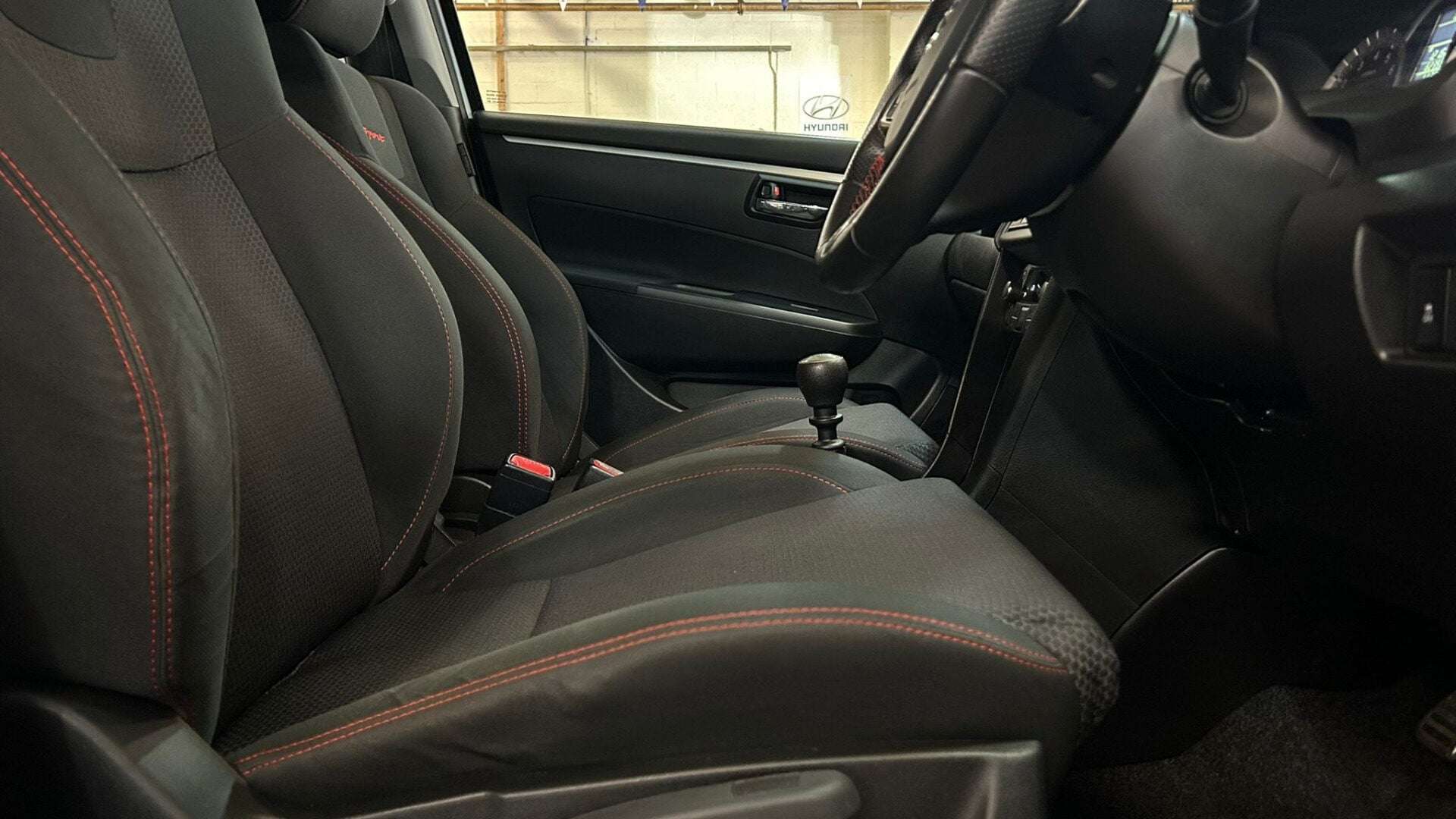 2015 SUZUKI SWIFT 2015 SUZUKI SWIFT