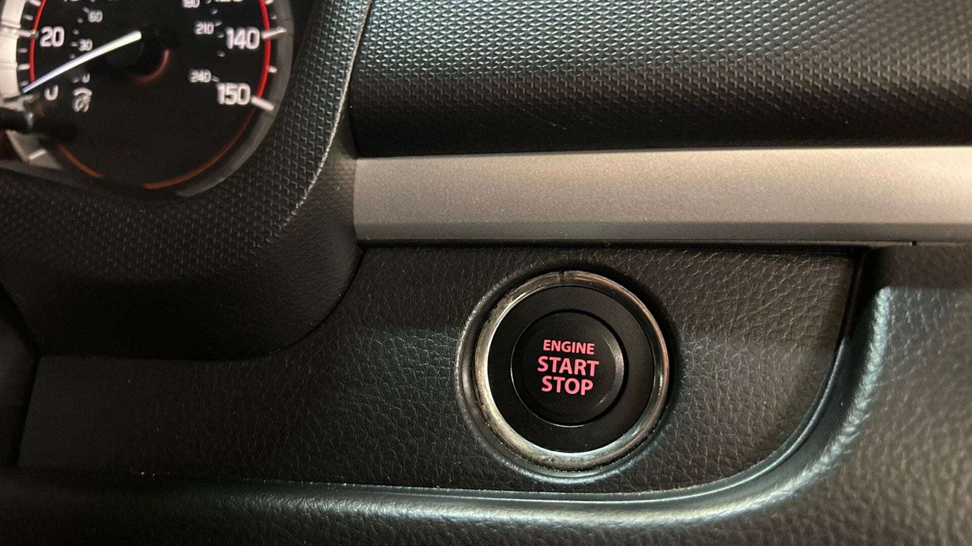 2015 SUZUKI SWIFT 2015 SUZUKI SWIFT