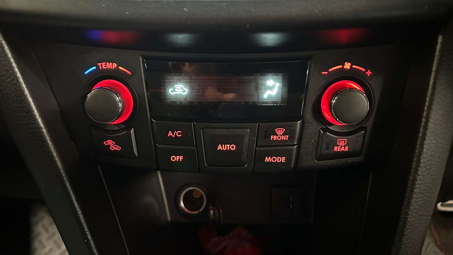 2015 SUZUKI SWIFT 2015 SUZUKI SWIFT