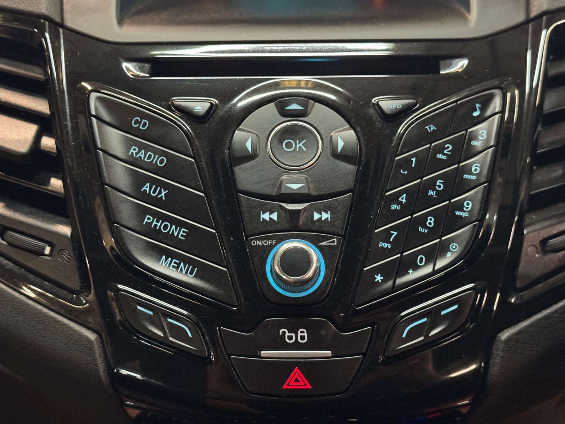 2015 FORD FIESTA 2015 FORD FIESTA