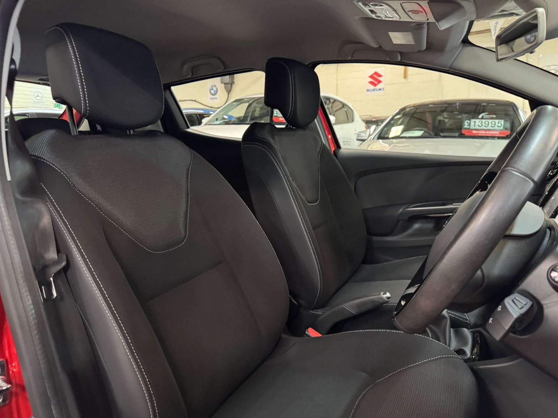 2015 RENAULT CLIO 2015 RENAULT CLIO
