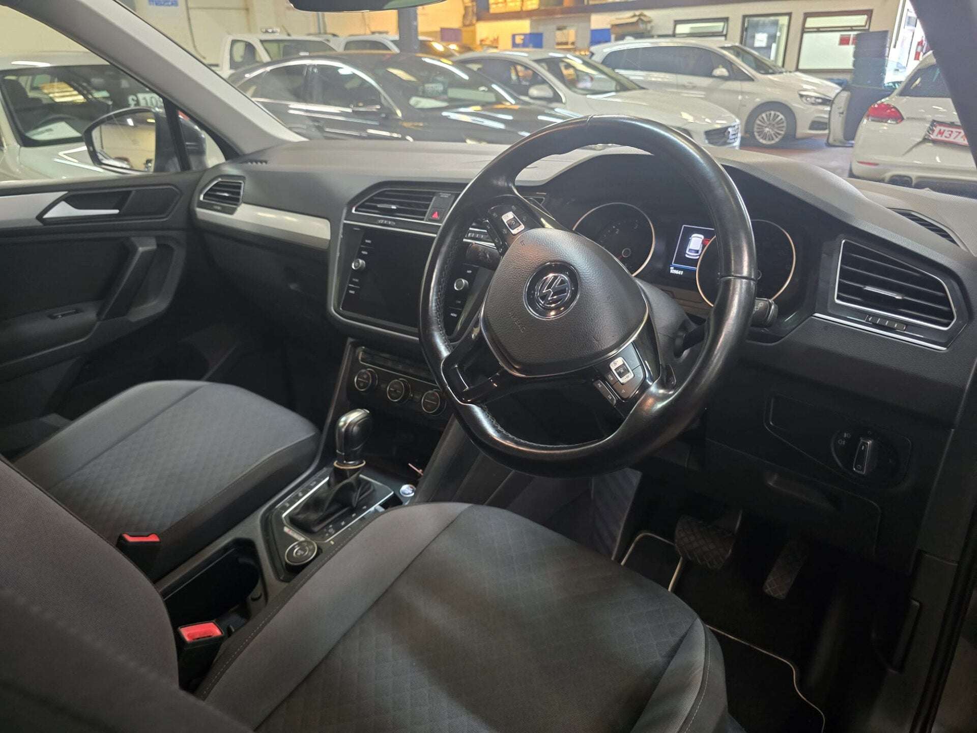 2019 VOLKSWAGEN TIGUAN 2019 VOLKSWAGEN TIGUAN
