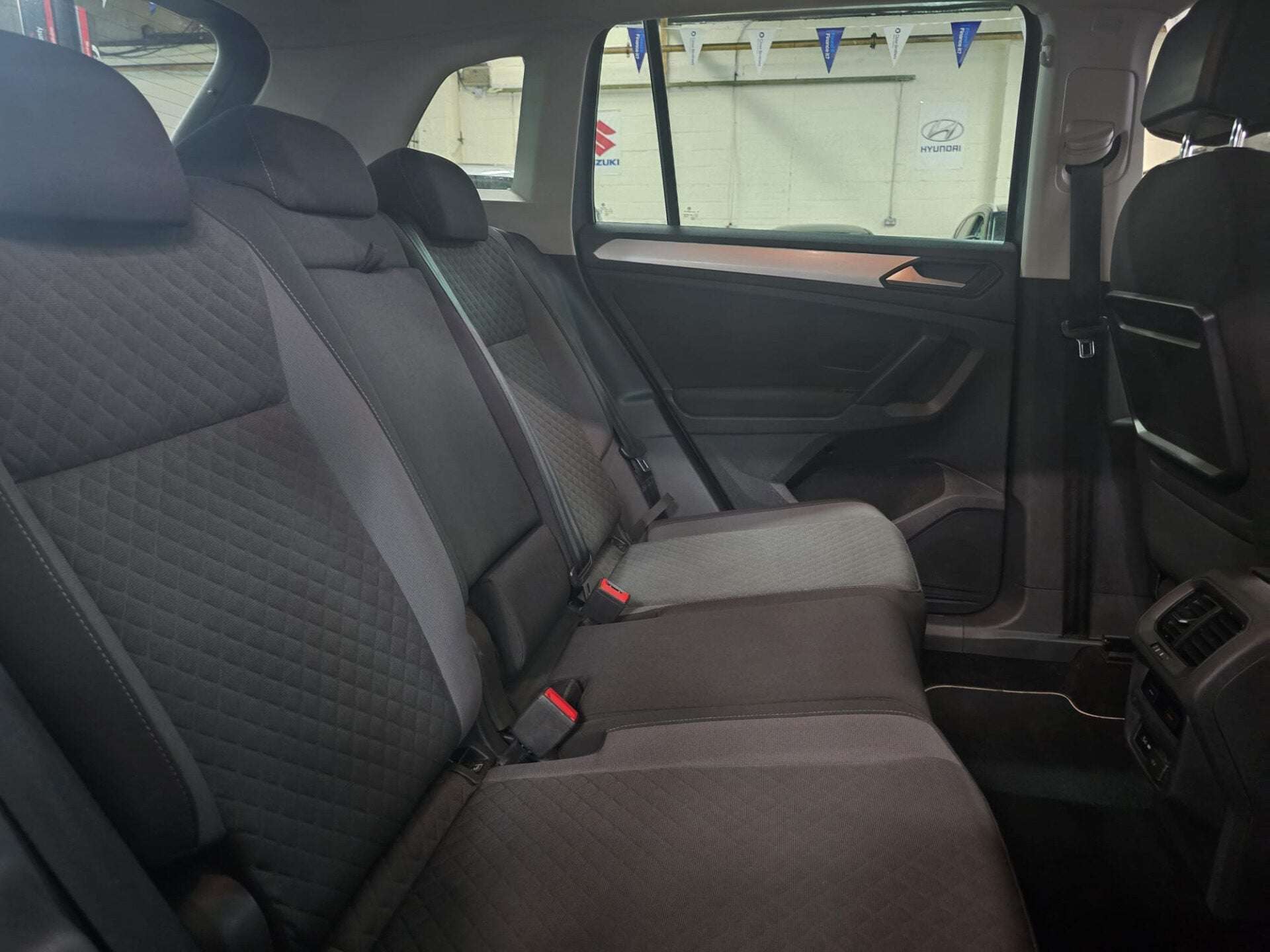 2019 VOLKSWAGEN TIGUAN 2019 VOLKSWAGEN TIGUAN