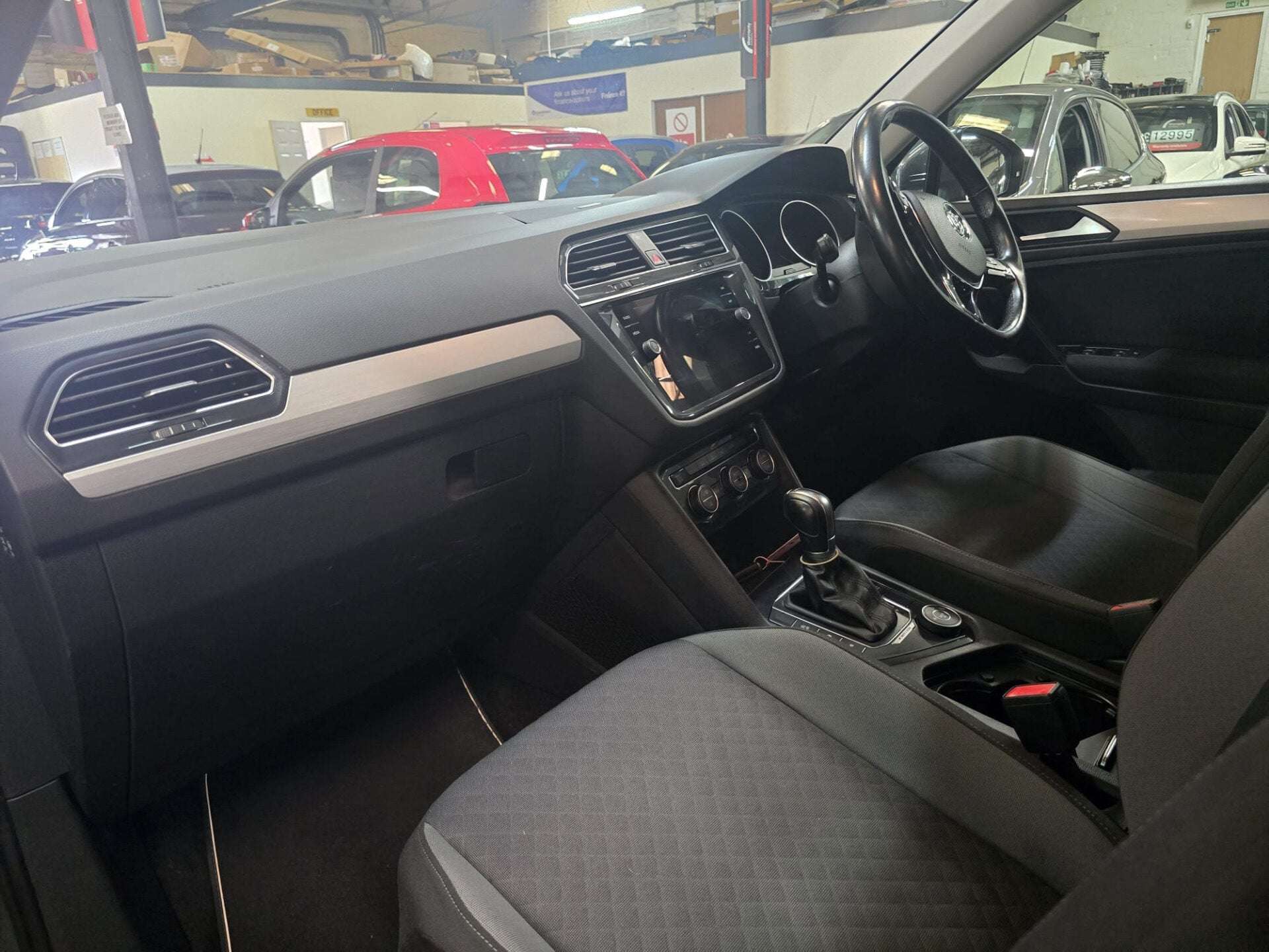 2019 VOLKSWAGEN TIGUAN 2019 VOLKSWAGEN TIGUAN