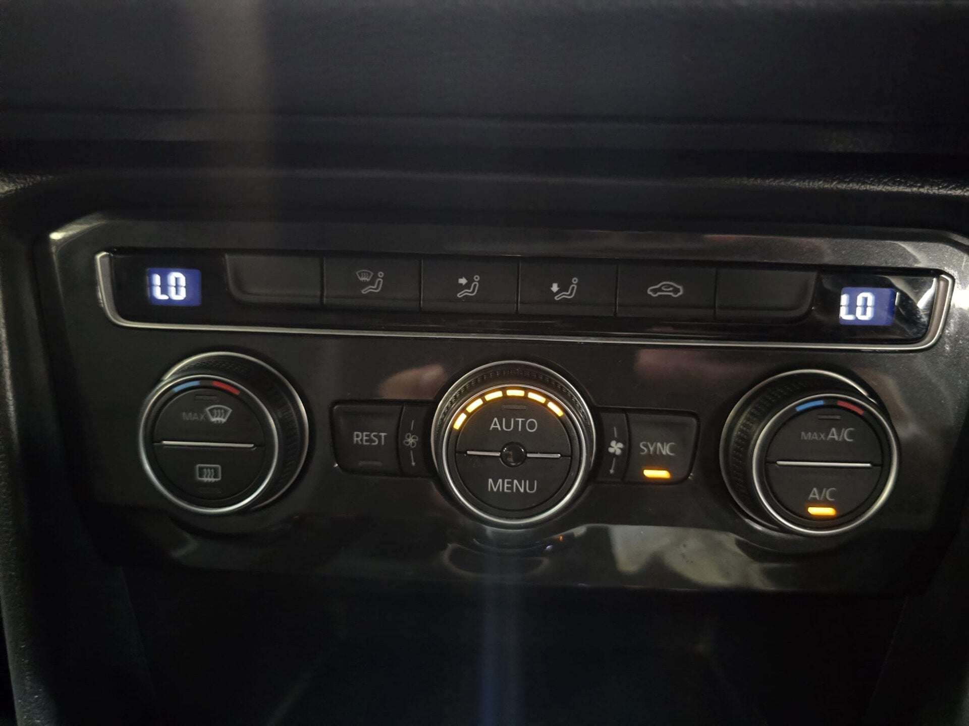 2019 VOLKSWAGEN TIGUAN 2019 VOLKSWAGEN TIGUAN