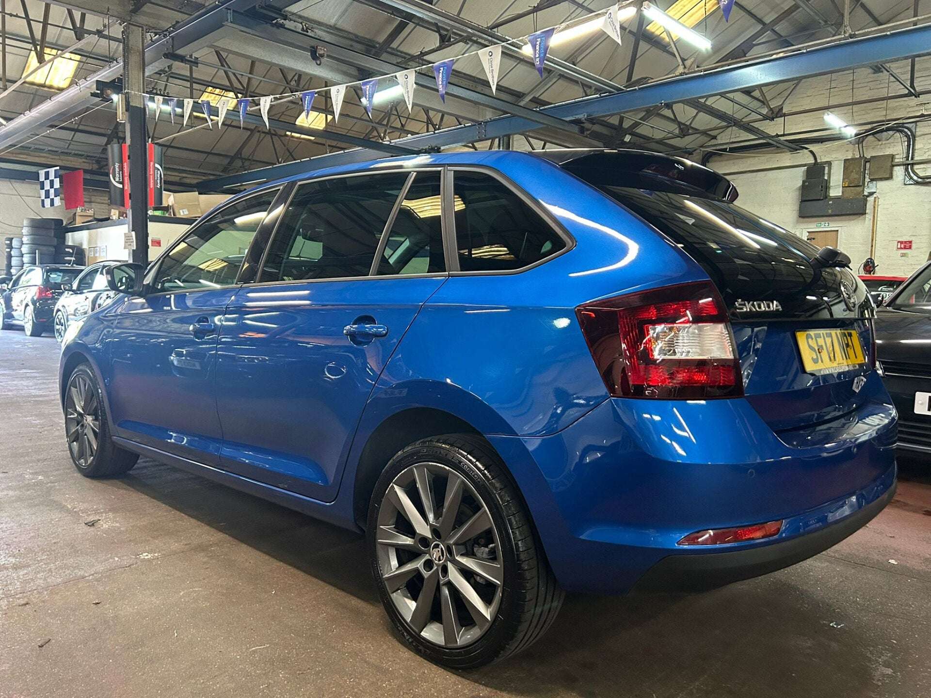 A 2017 SKODA RAPID SPACEBACK SE SPORT TSI A 2017 SKODA RAPID SPACEBACK SE SPORT TSI