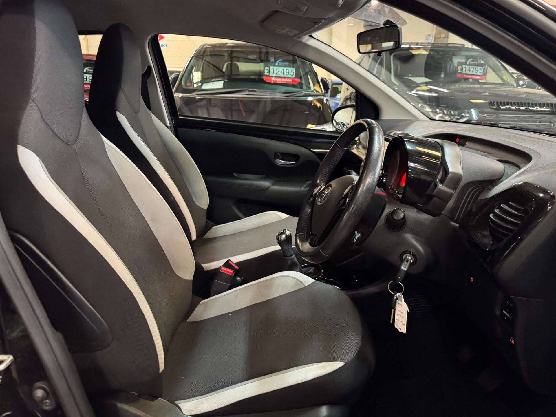 2017 TOYOTA AYGO 2017 TOYOTA AYGO