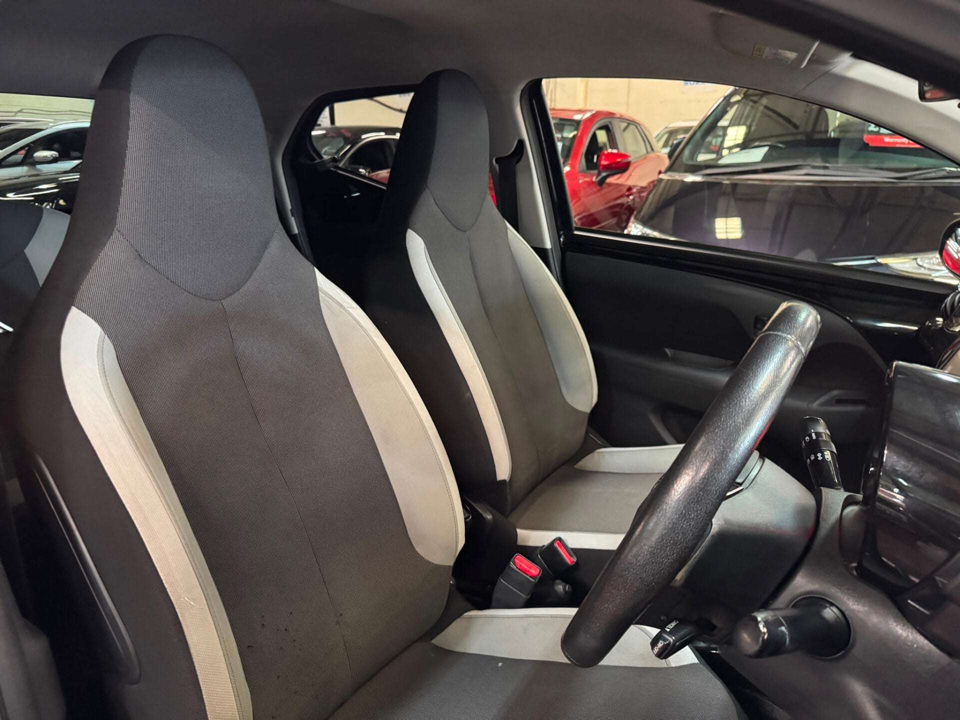 2017 TOYOTA AYGO 2017 TOYOTA AYGO