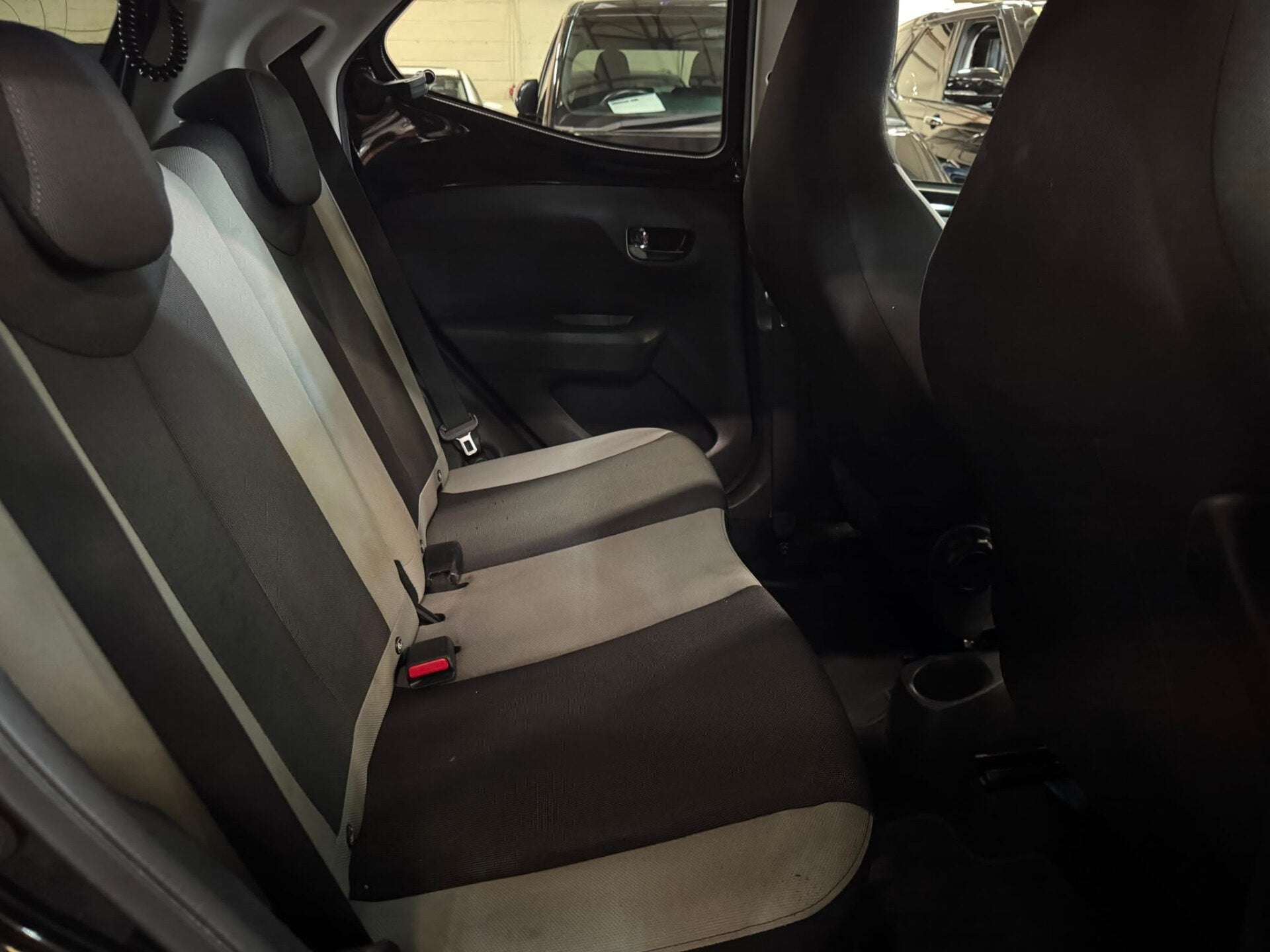 2017 TOYOTA AYGO 2017 TOYOTA AYGO