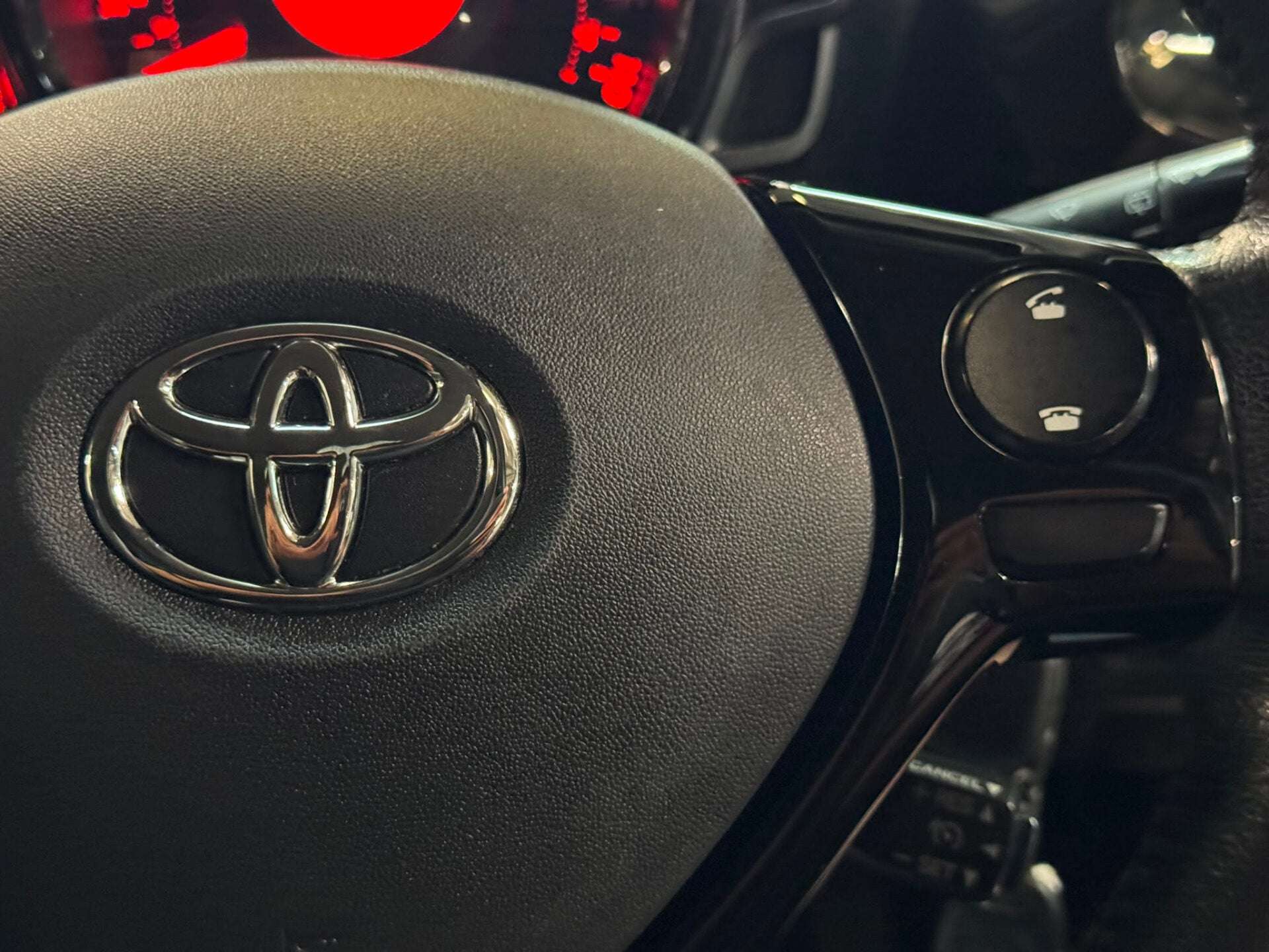 2017 TOYOTA AYGO 2017 TOYOTA AYGO