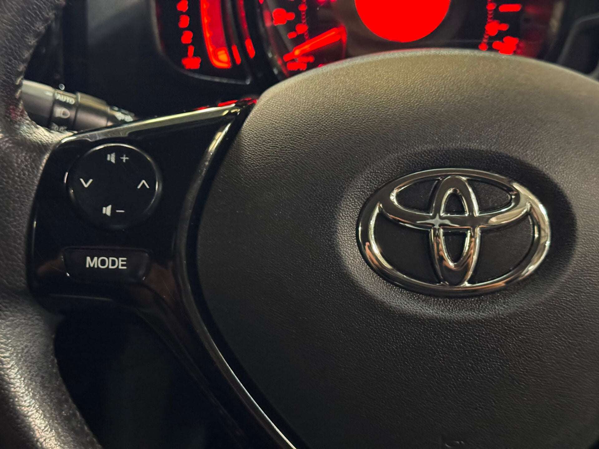 2017 TOYOTA AYGO 2017 TOYOTA AYGO