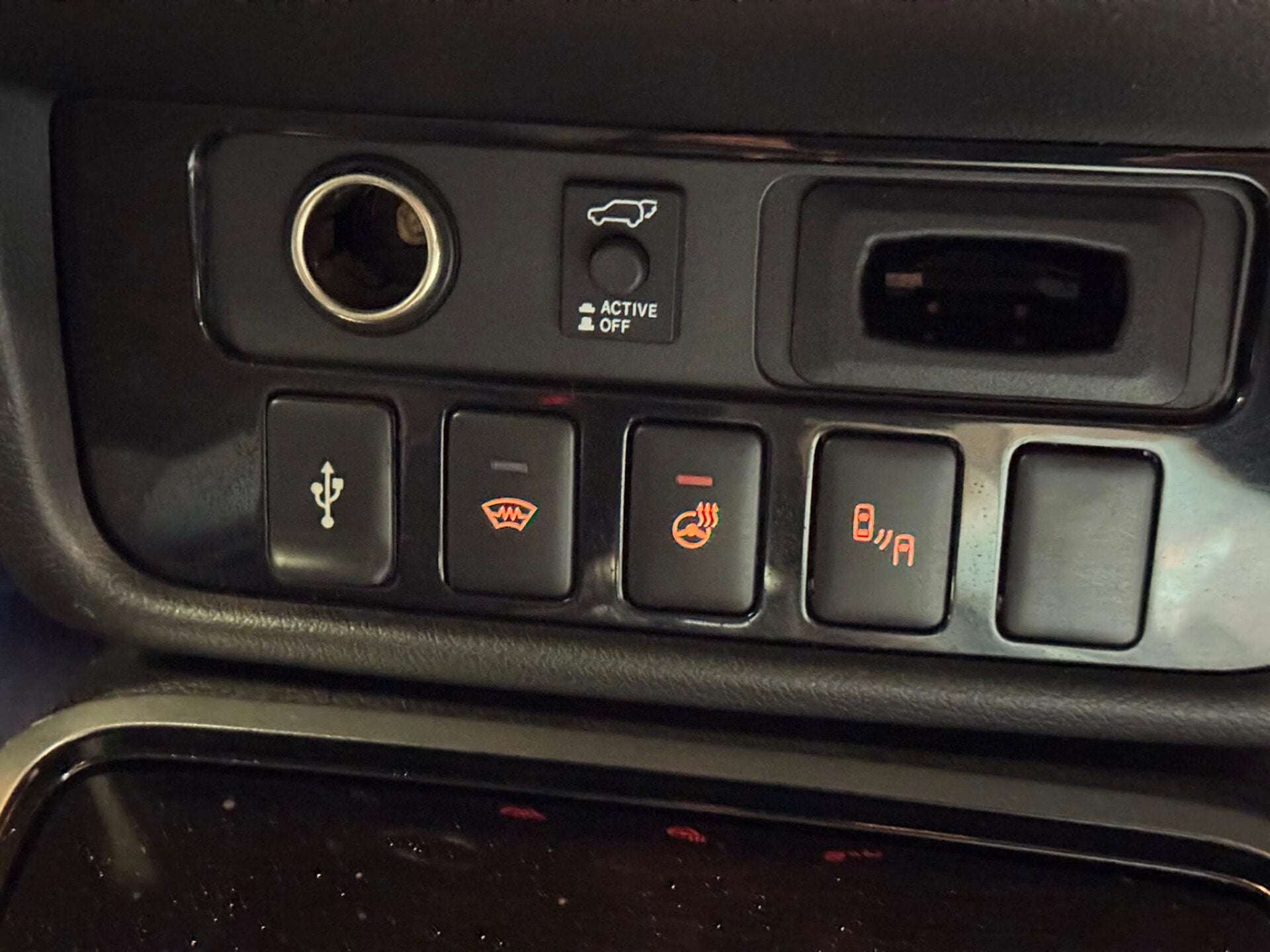 2020 MITSUBISHI OUTLANDER 2020 MITSUBISHI OUTLANDER