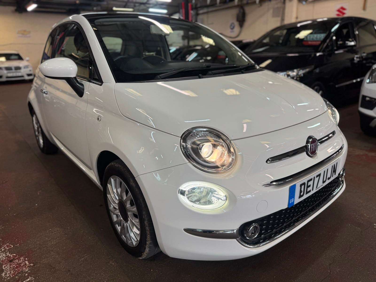 2017 FIAT 500 2017 FIAT 500