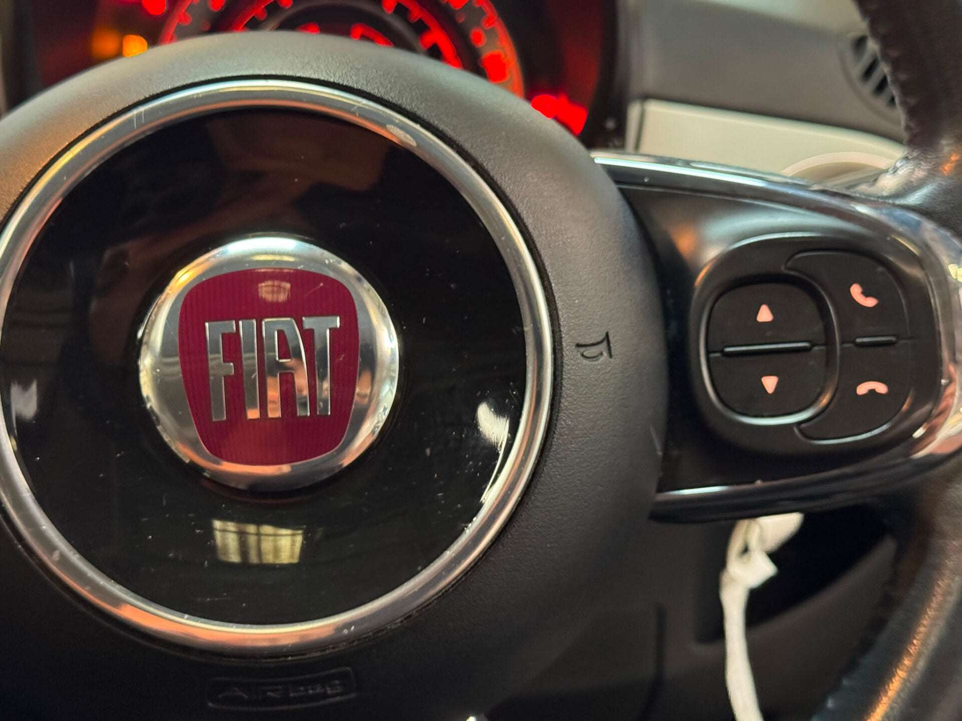 2017 FIAT 500 2017 FIAT 500