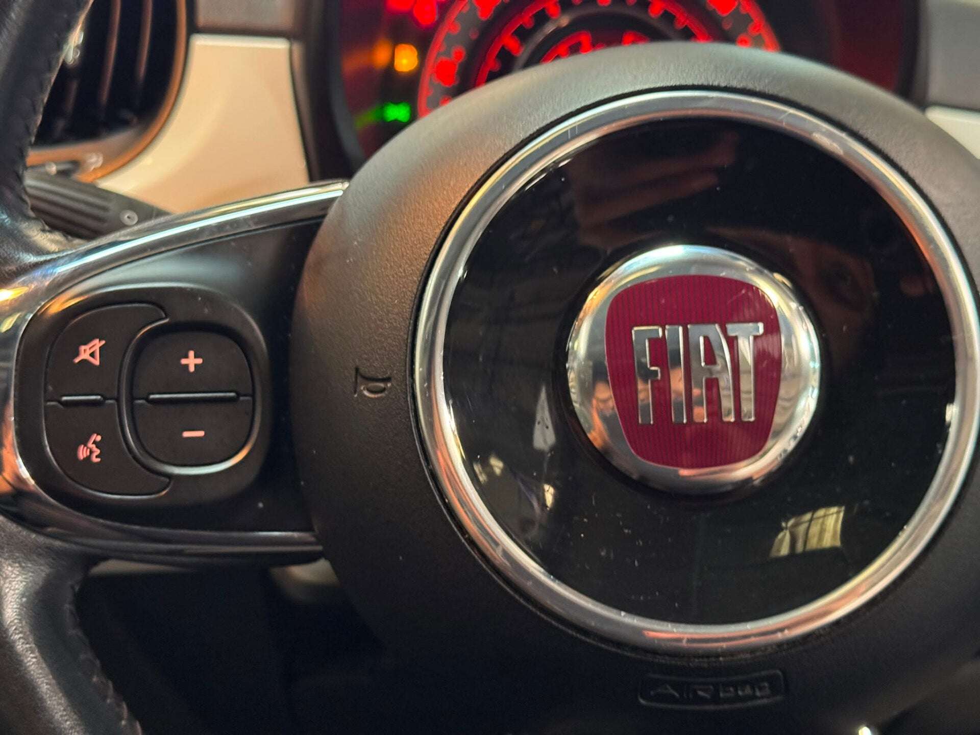 2017 FIAT 500 2017 FIAT 500