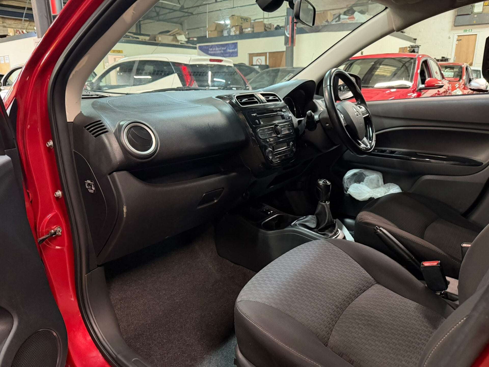 2017 MITSUBISHI MIRAGE 2017 MITSUBISHI MIRAGE