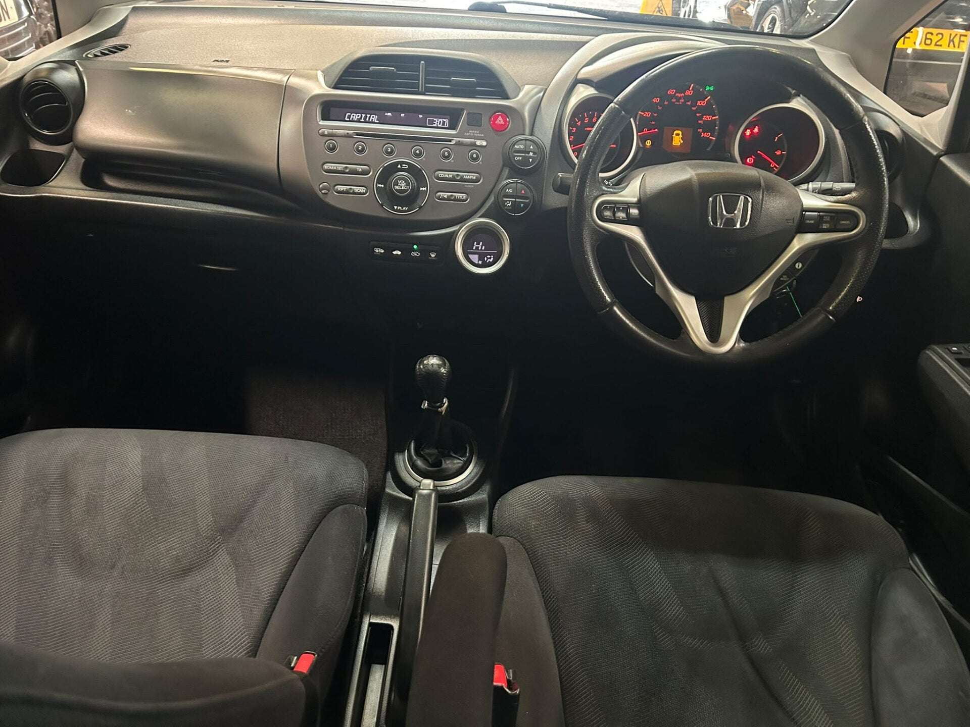 2010 HONDA JAZZ 2010 HONDA JAZZ