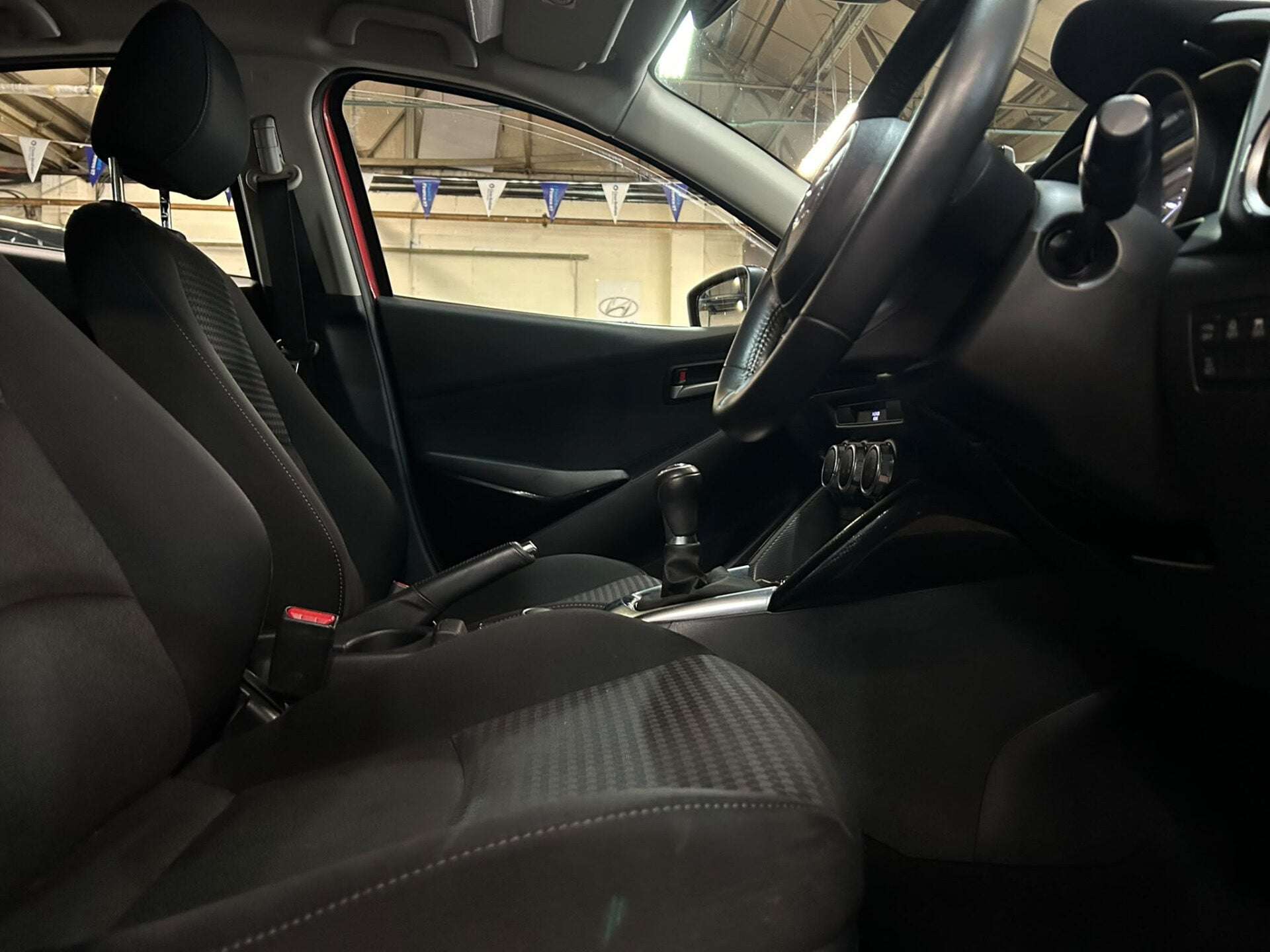 2019 MAZDA 2 2019 MAZDA 2