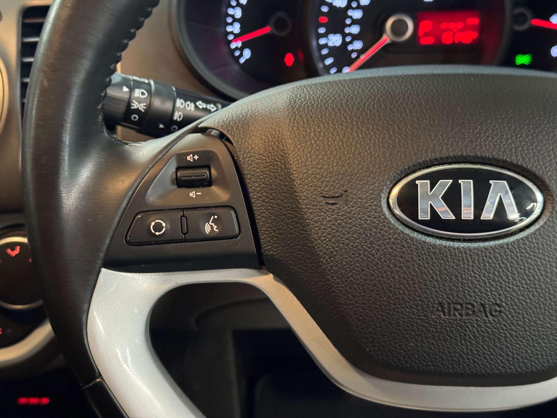 2014 KIA PICANTO 2014 KIA PICANTO