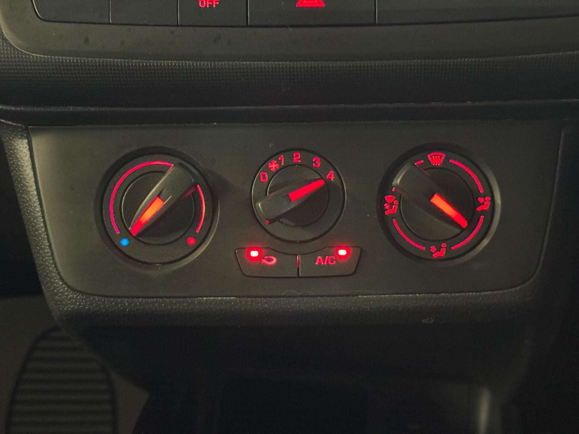 2015 SEAT IBIZA 2015 SEAT IBIZA