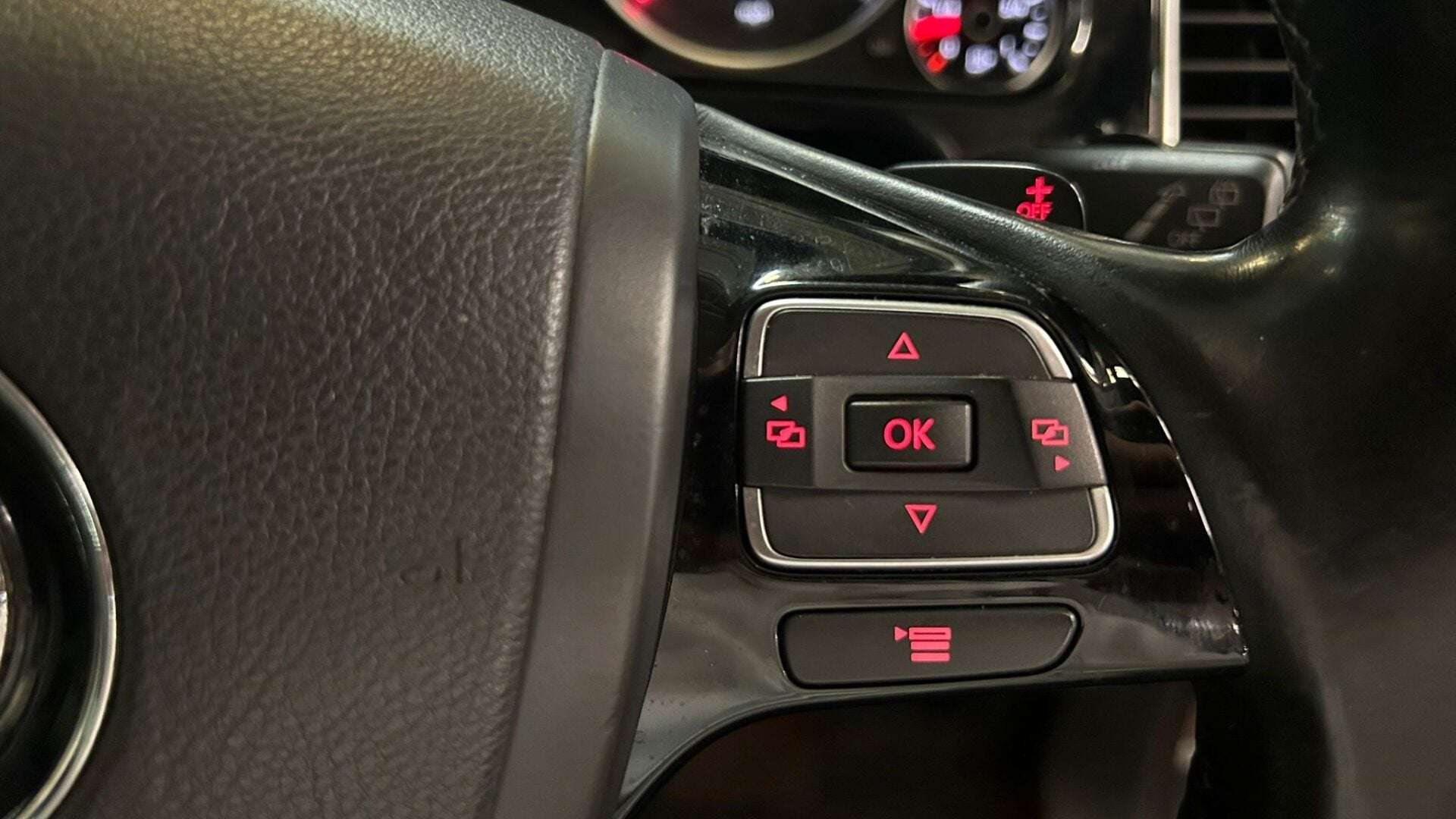 2014 VOLKSWAGEN TOUAREG 2014 VOLKSWAGEN TOUAREG