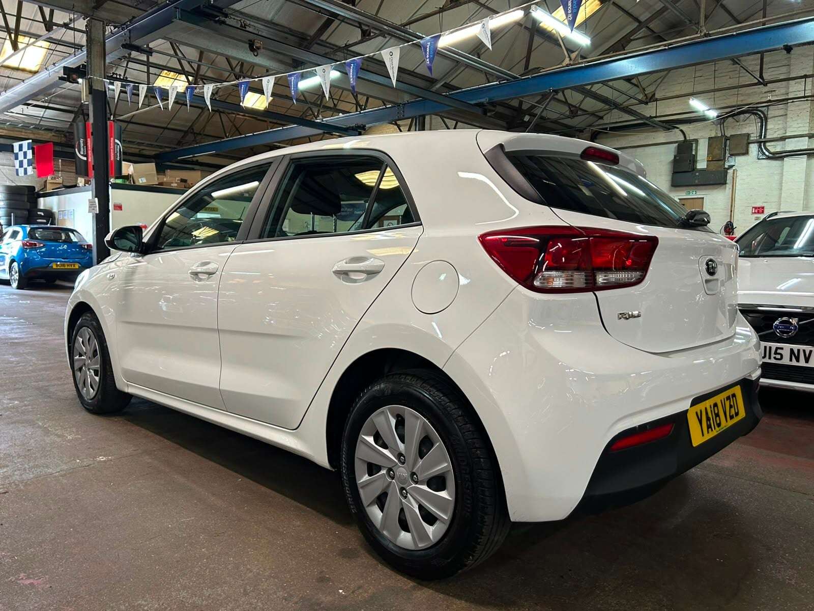 A 2018 KIA RIO 1 A 2018 KIA RIO 1