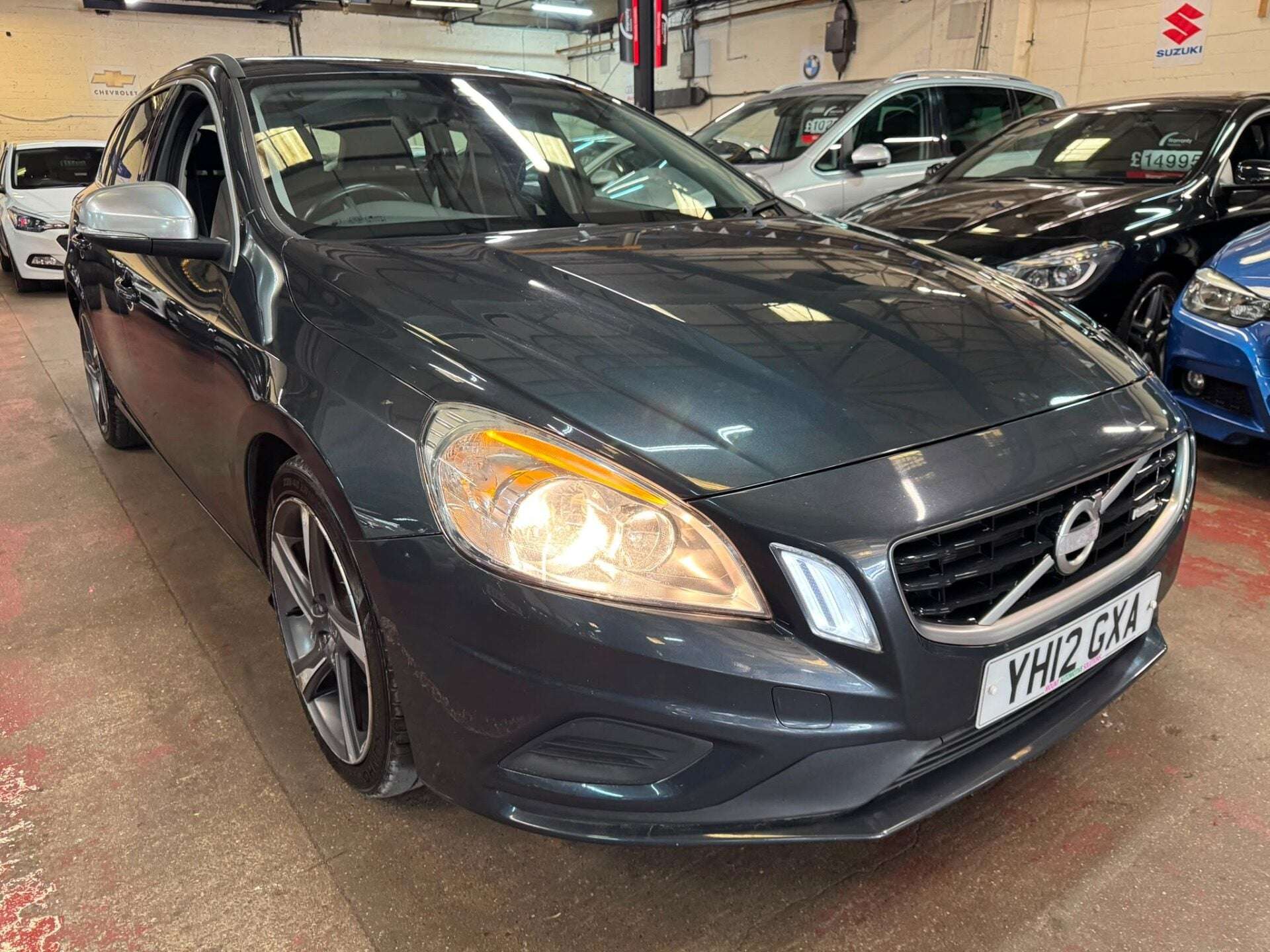 2012 VOLVO V60 2012 VOLVO V60