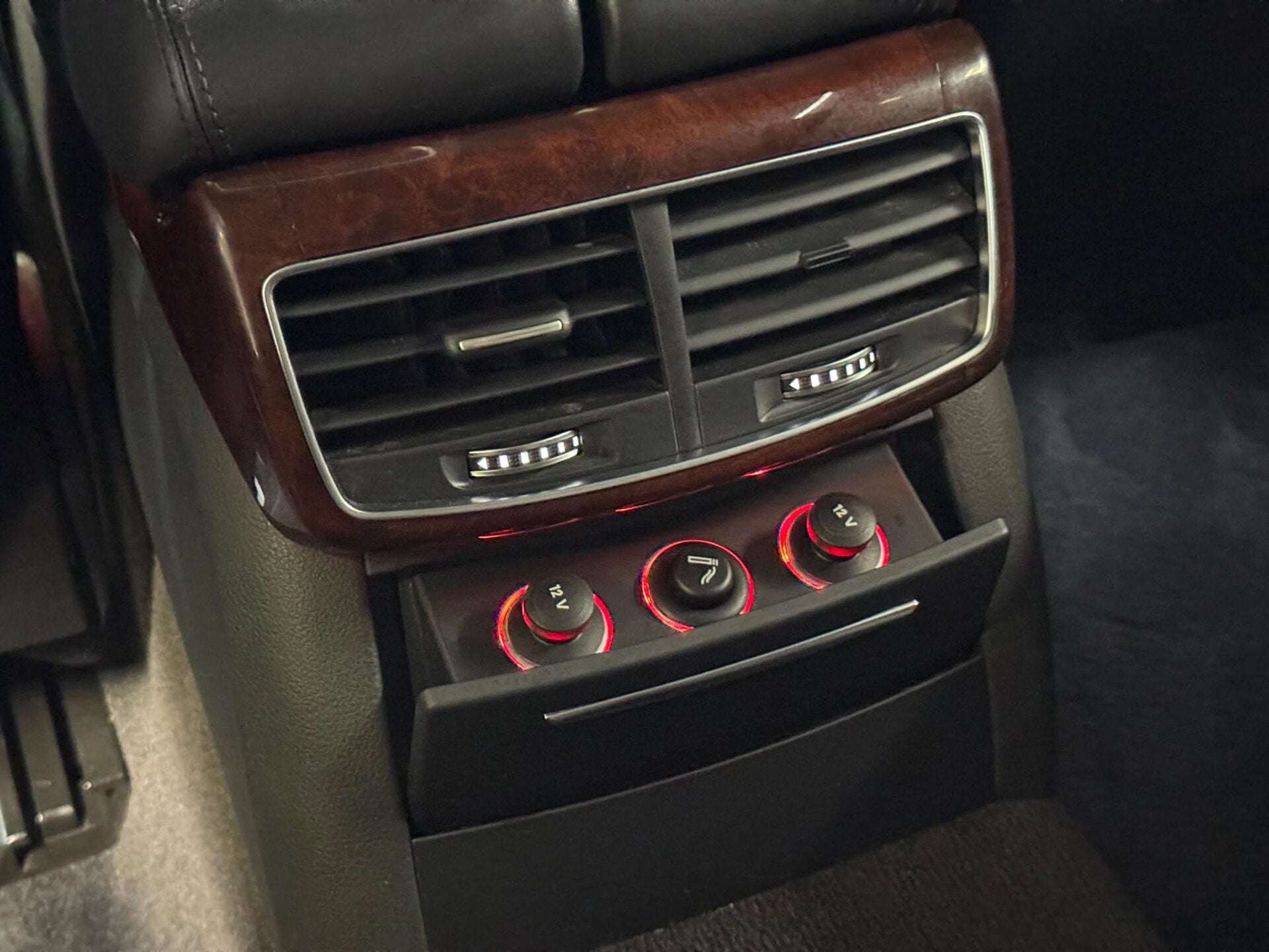 2013 AUDI A8 2013 AUDI A8