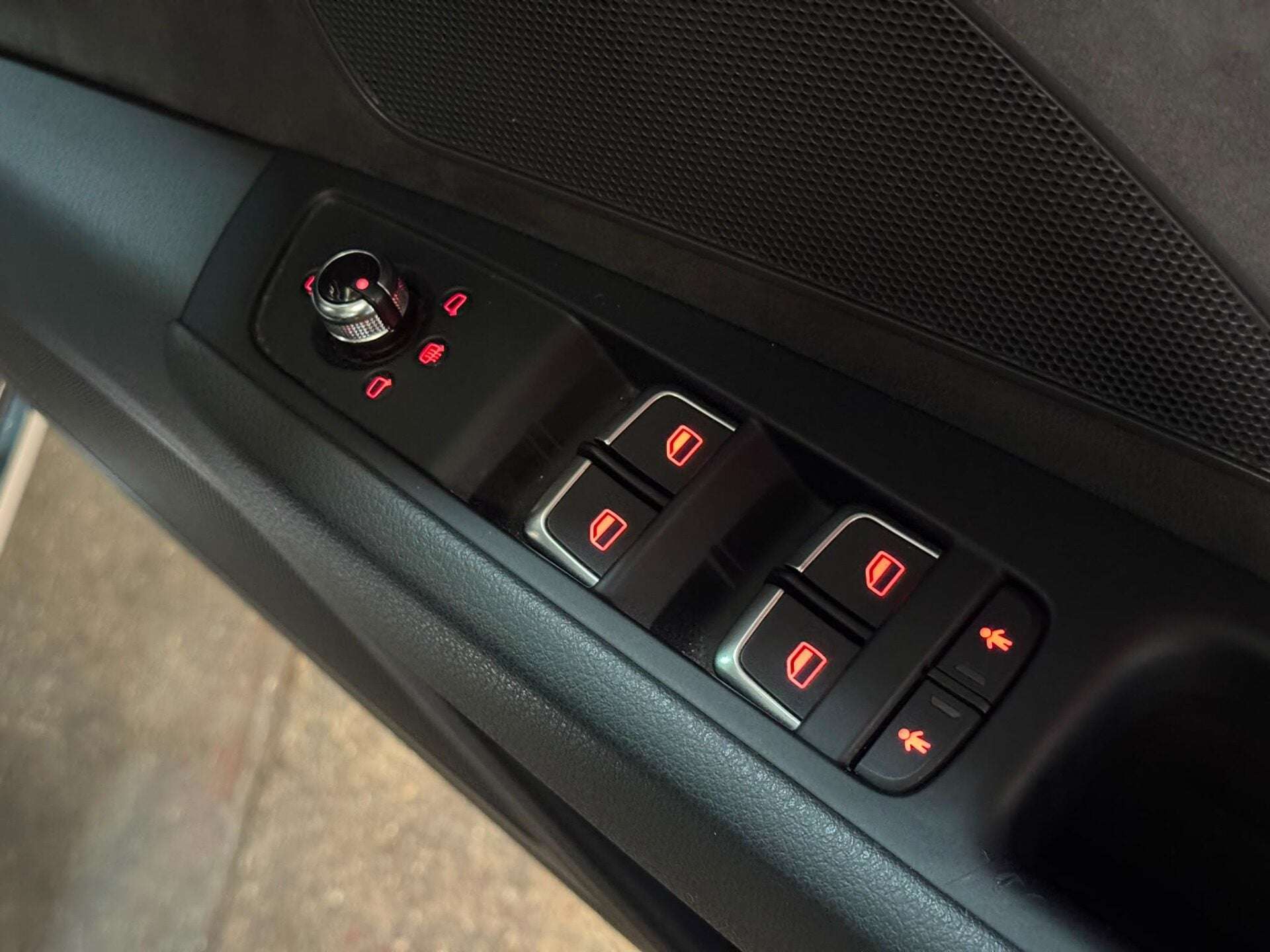 2013 AUDI A8 2013 AUDI A8