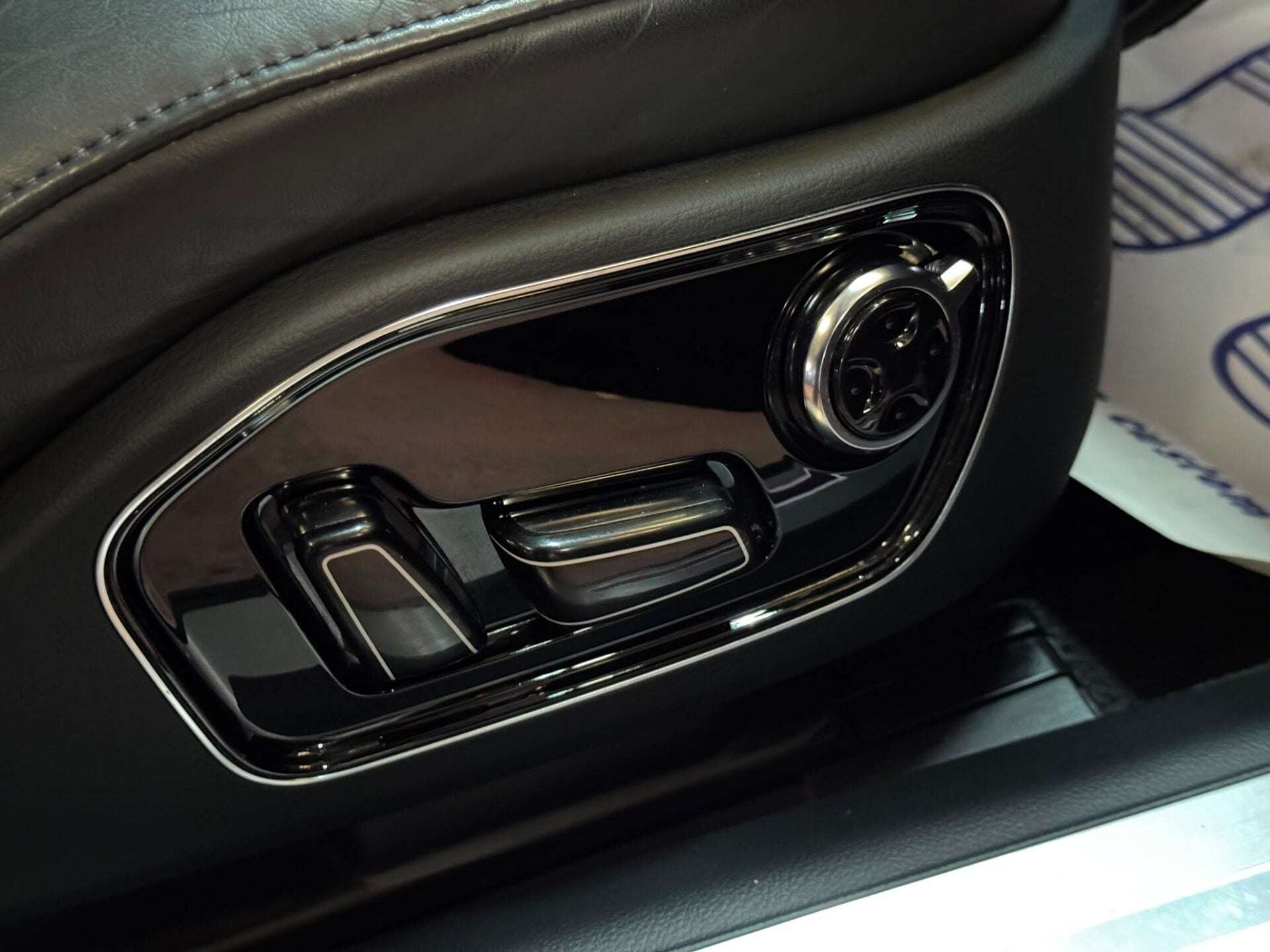 2013 AUDI A8 2013 AUDI A8