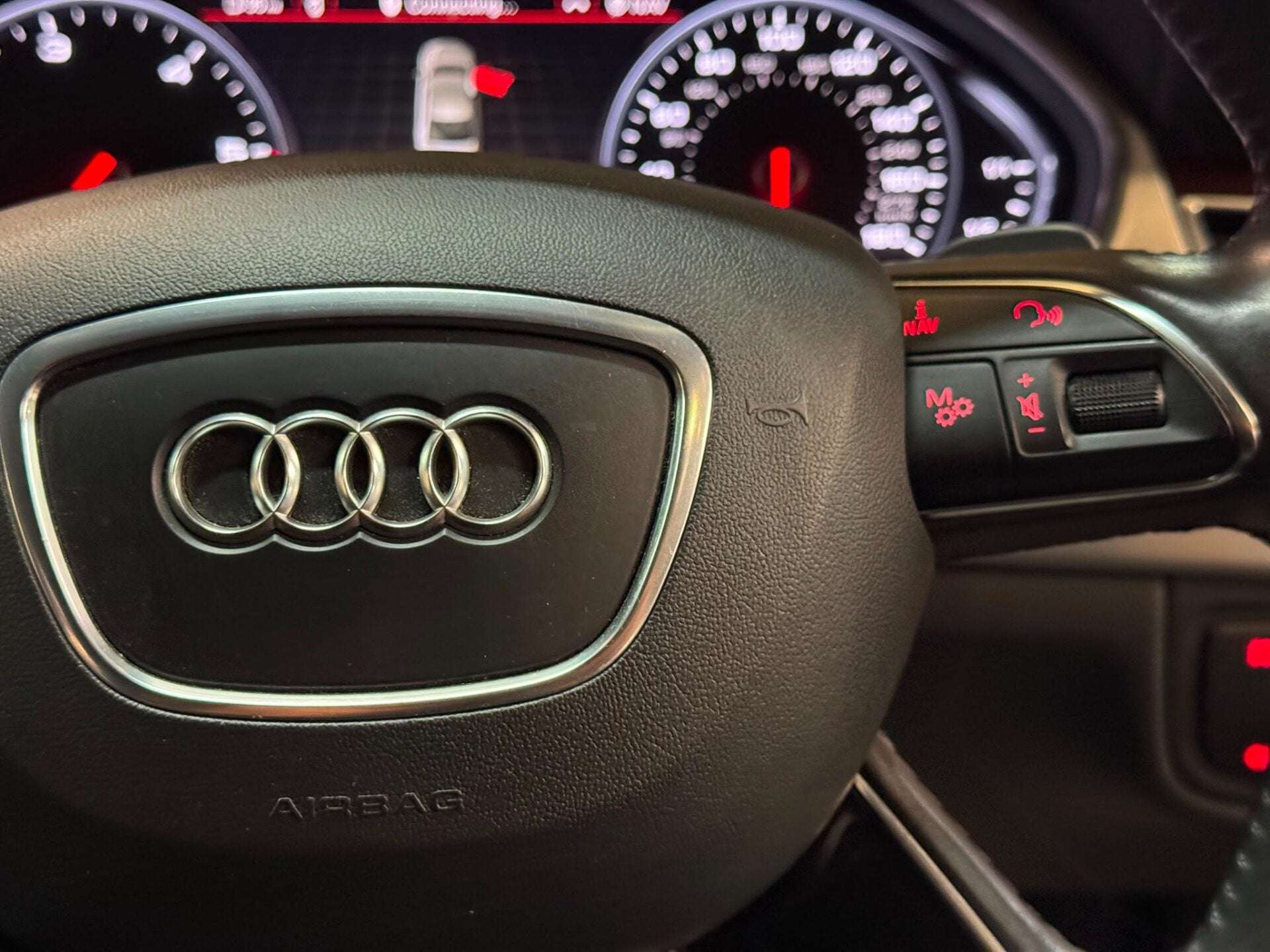 2013 AUDI A8 2013 AUDI A8