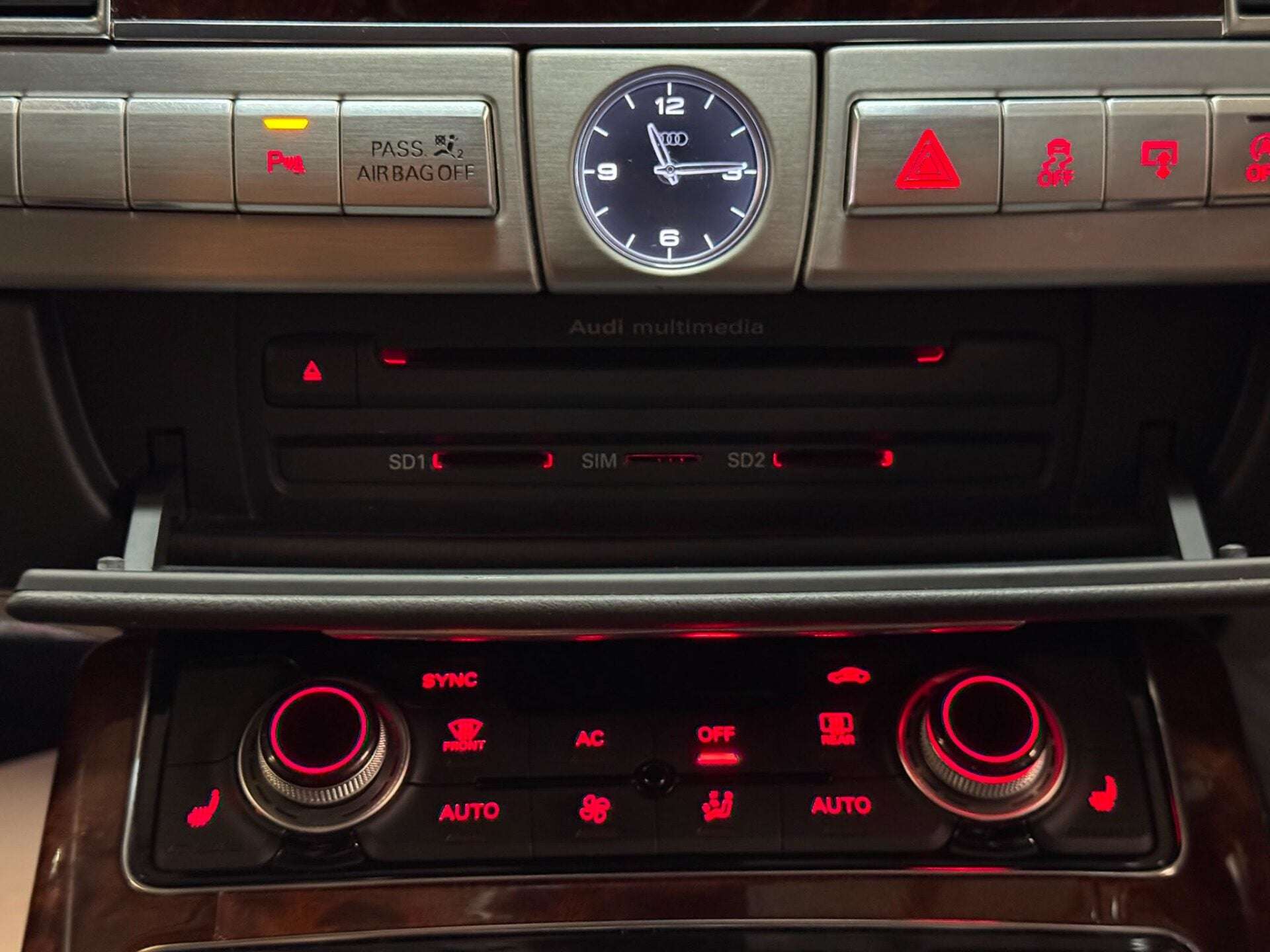 2013 AUDI A8 2013 AUDI A8
