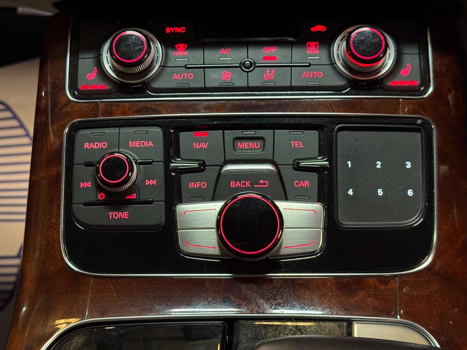 2013 AUDI A8 2013 AUDI A8