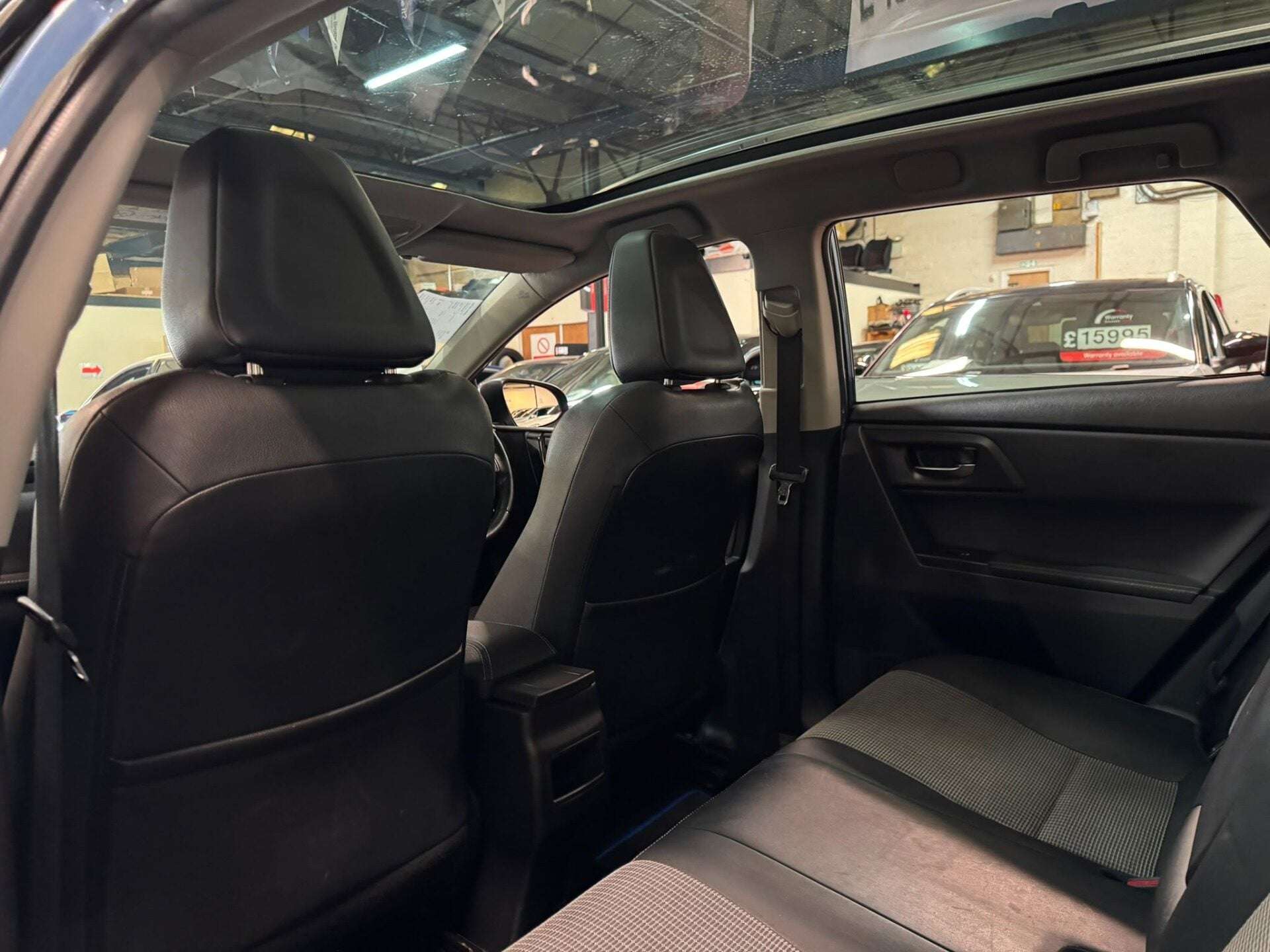 2015 TOYOTA AURIS 2015 TOYOTA AURIS