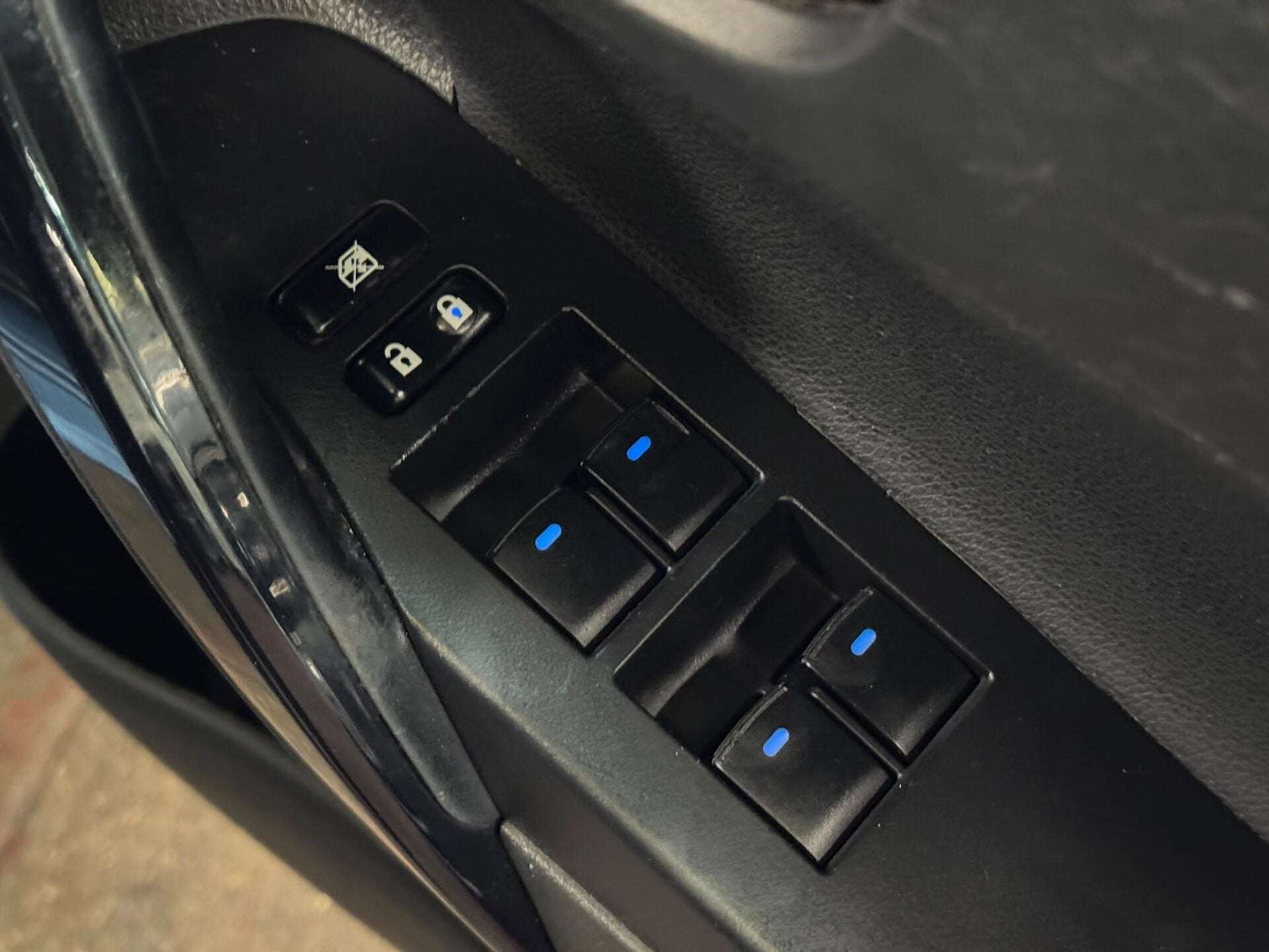 2015 TOYOTA AURIS 2015 TOYOTA AURIS