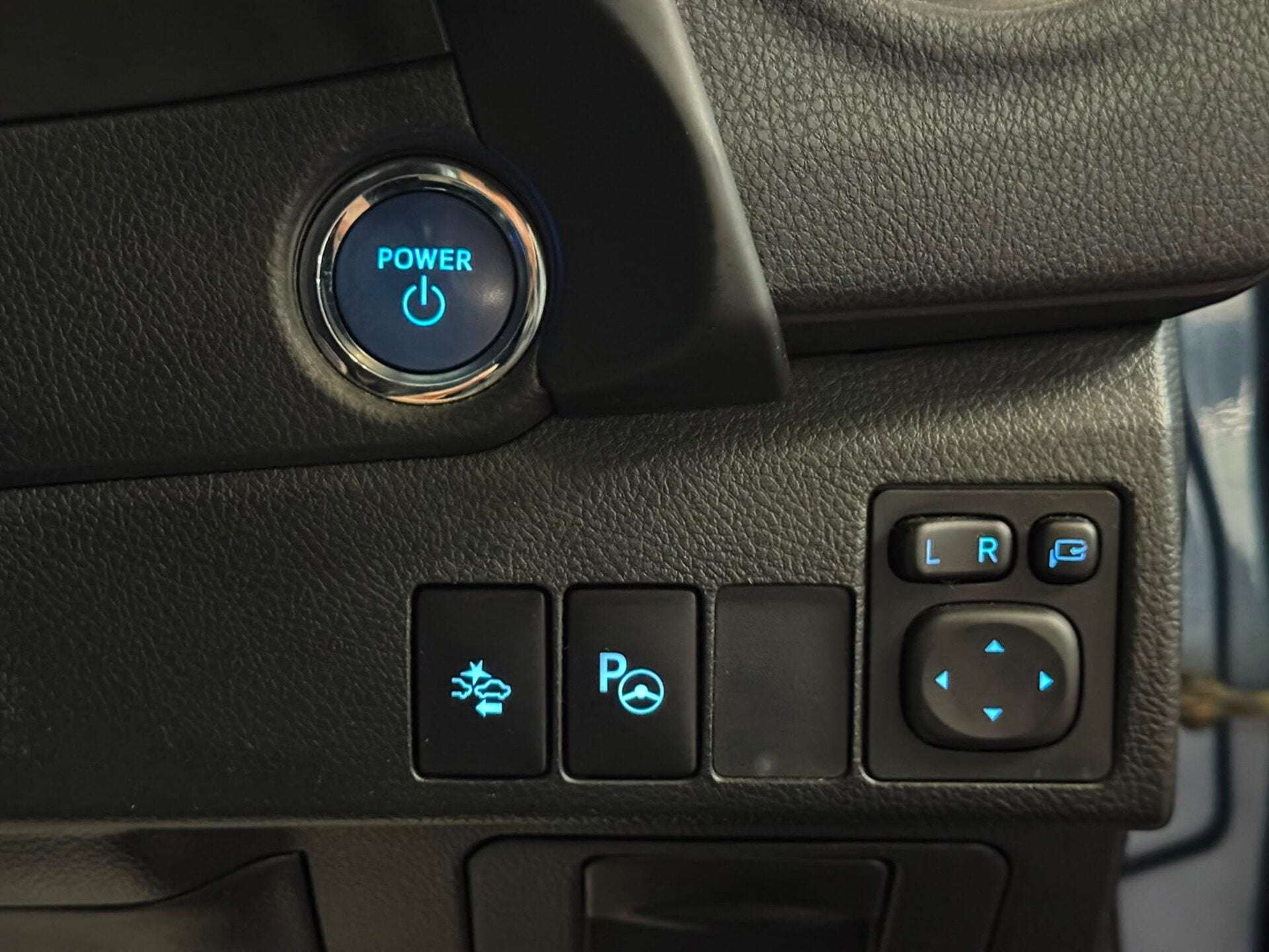2015 TOYOTA AURIS 2015 TOYOTA AURIS