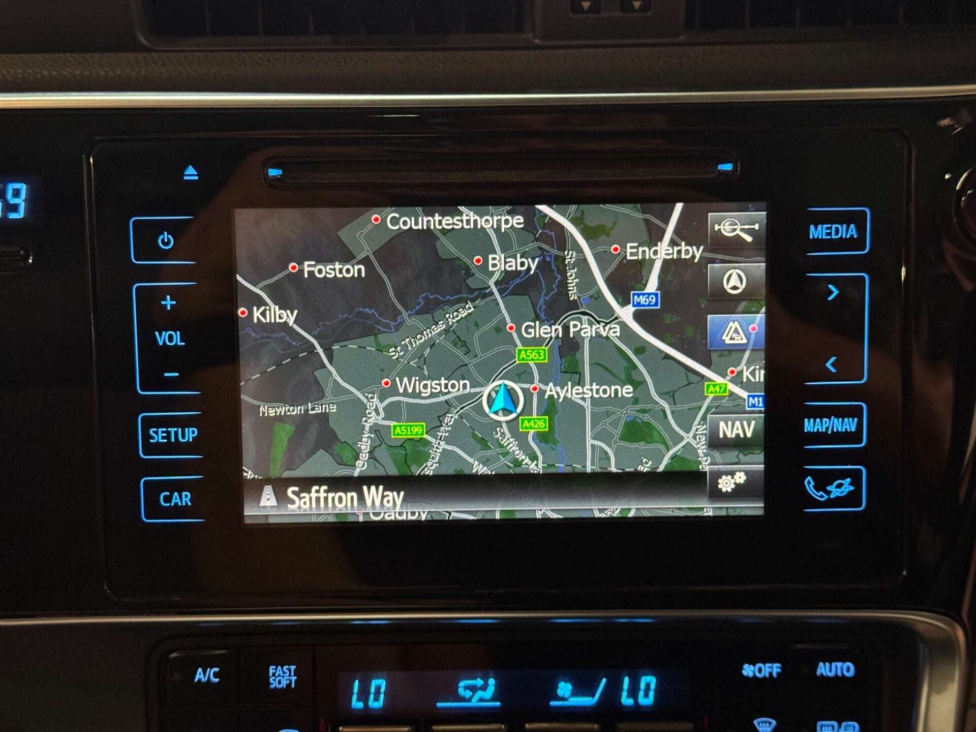 2015 TOYOTA AURIS 2015 TOYOTA AURIS