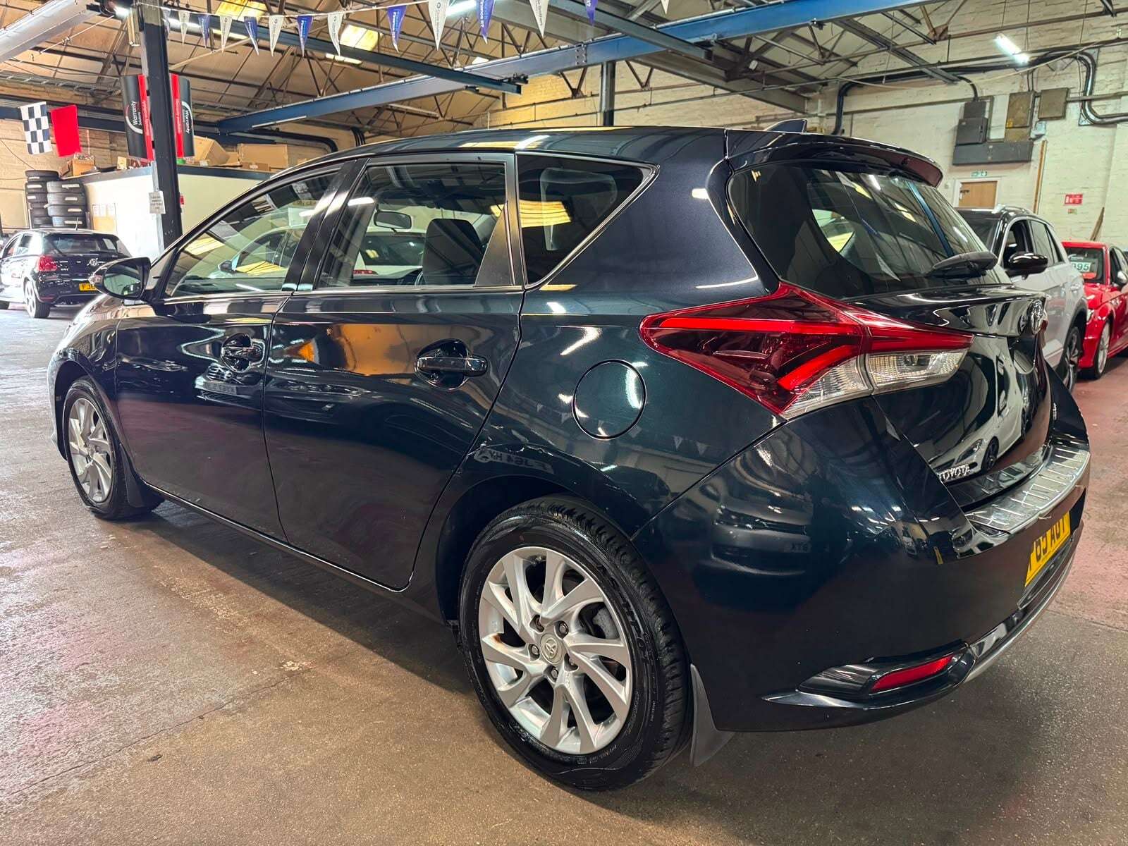 2015 TOYOTA AURIS 2015 TOYOTA AURIS