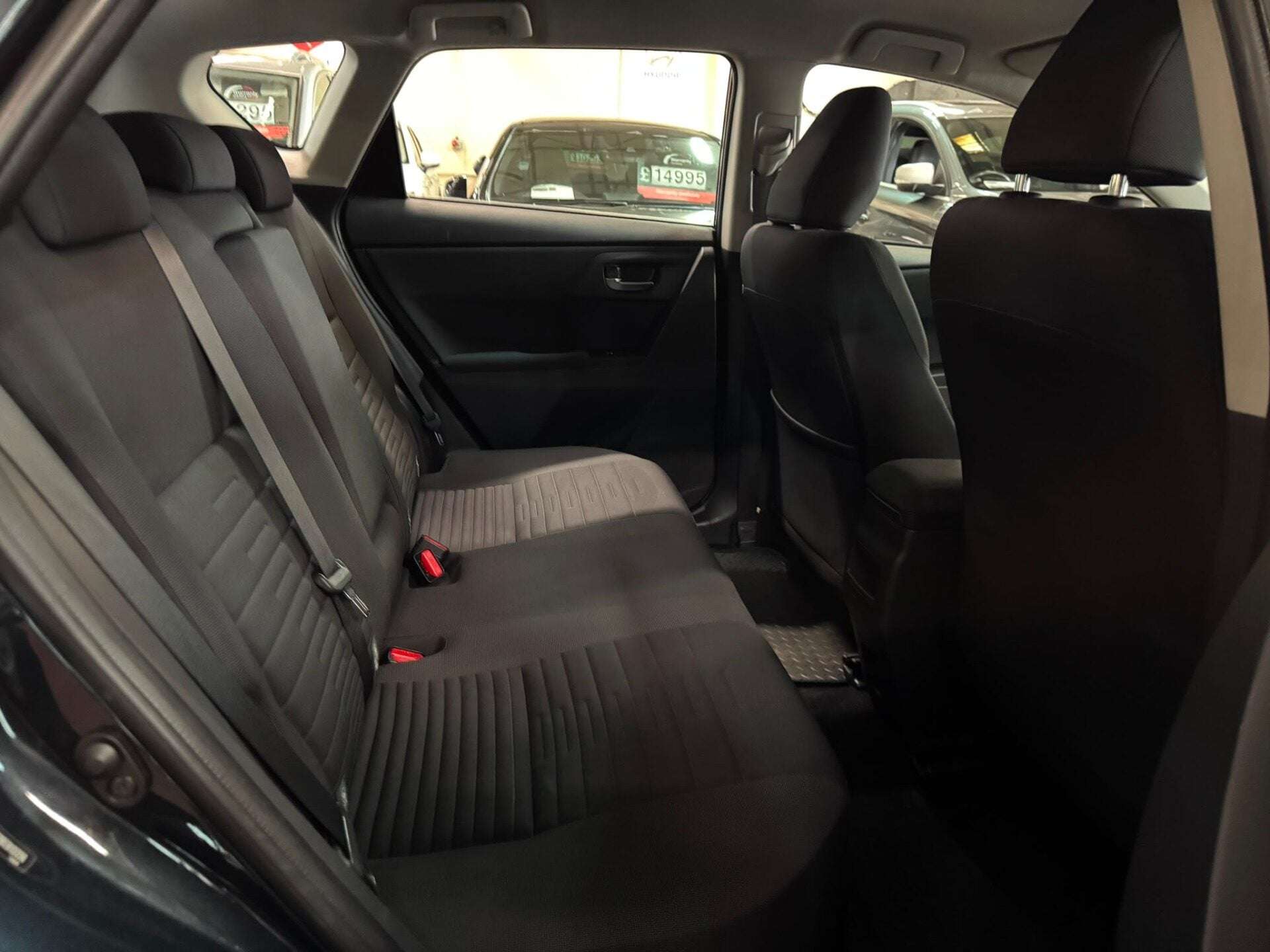 2015 TOYOTA AURIS 2015 TOYOTA AURIS
