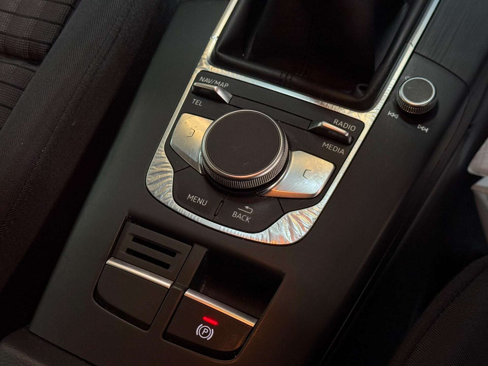 2016 AUDI A3 2016 AUDI A3