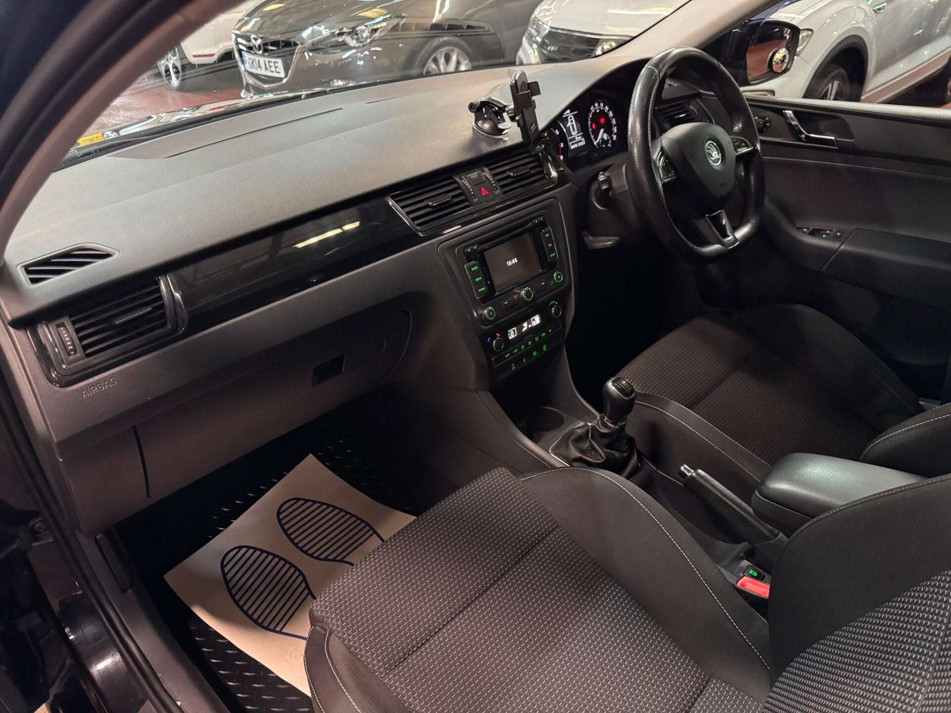 2015 SKODA RAPID 2015 SKODA RAPID