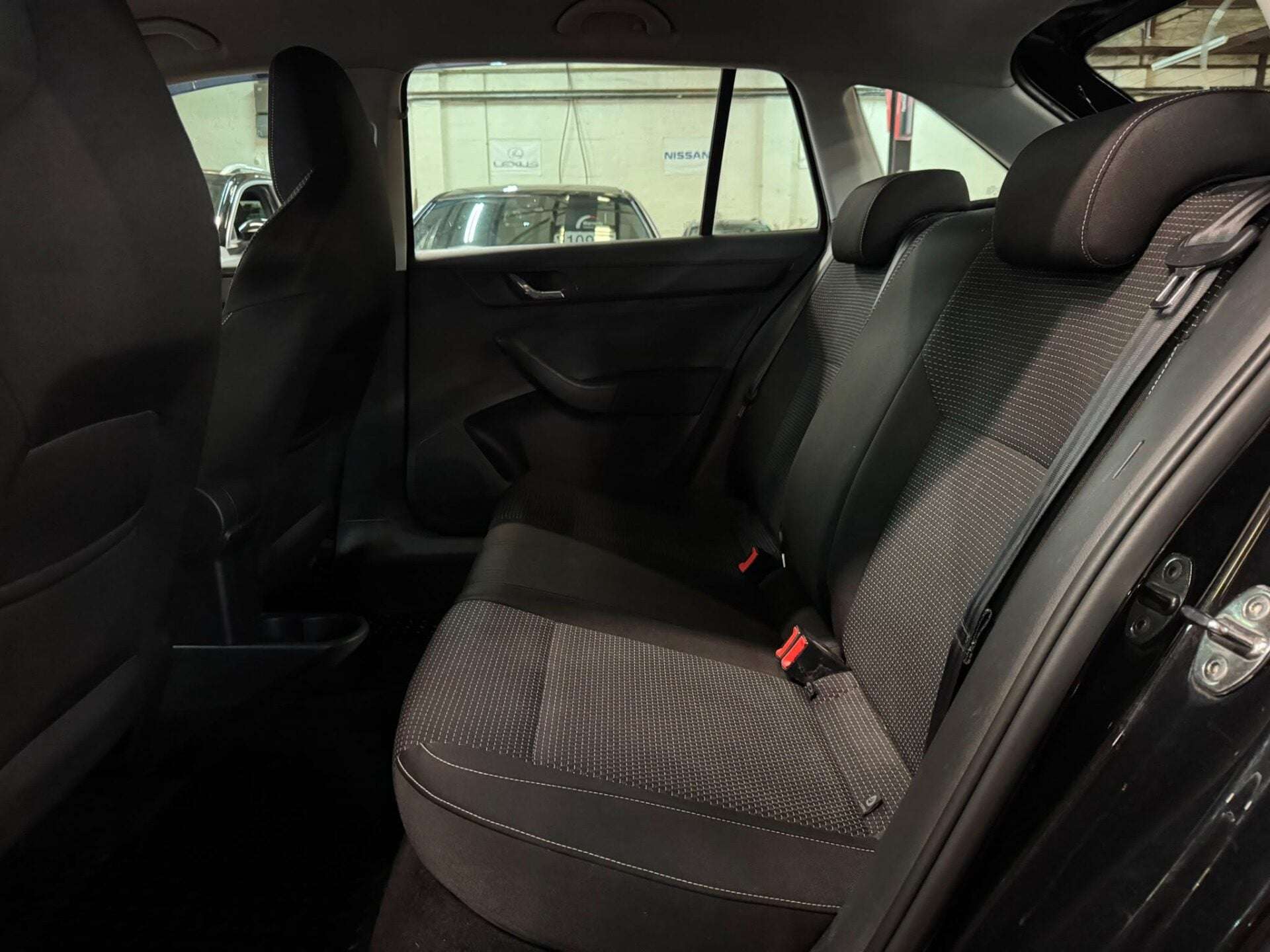 2015 SKODA RAPID 2015 SKODA RAPID