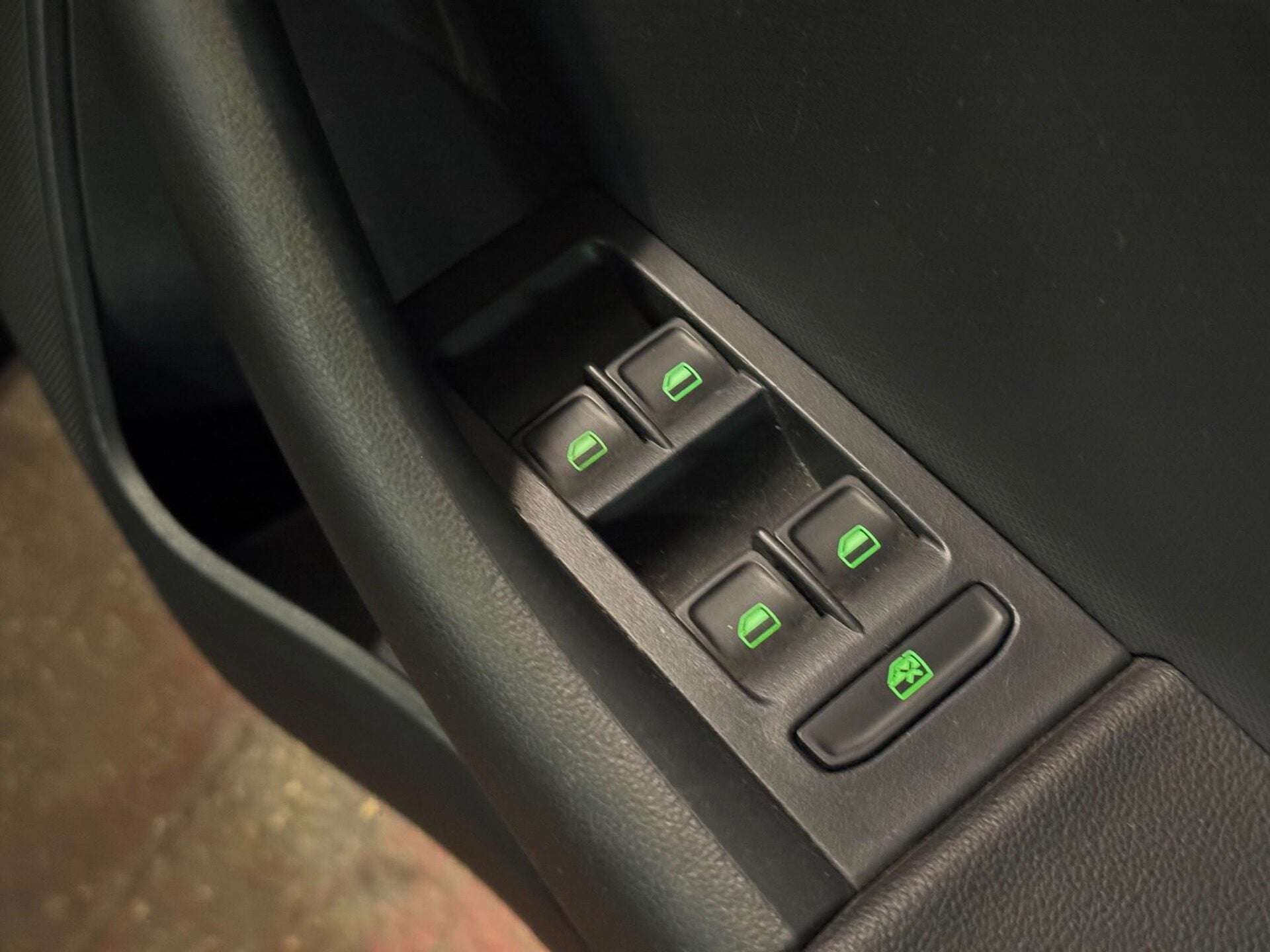 2015 SKODA RAPID 2015 SKODA RAPID