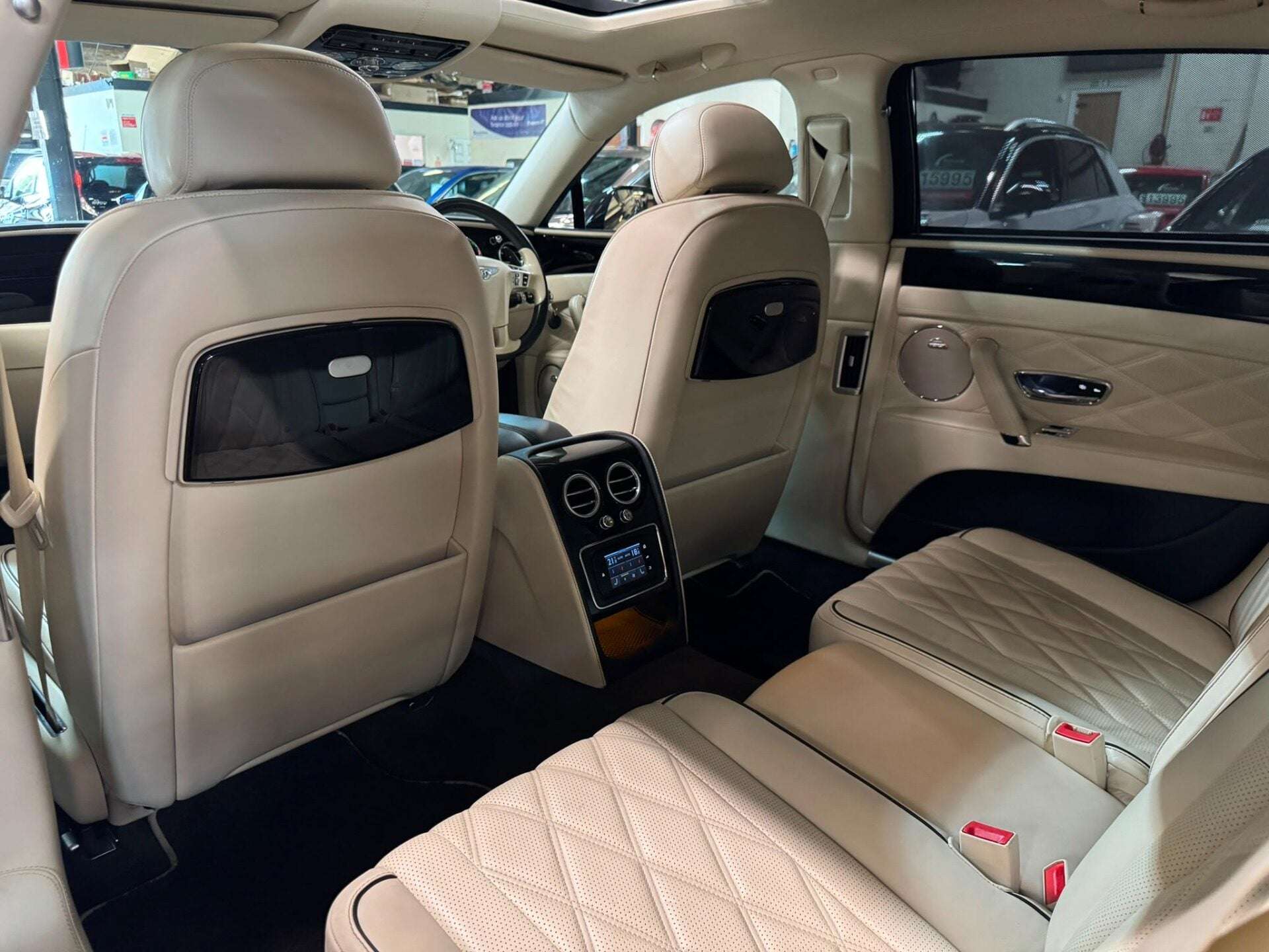 2015 BENTLEY FLYING SPUR 2015 BENTLEY FLYING SPUR